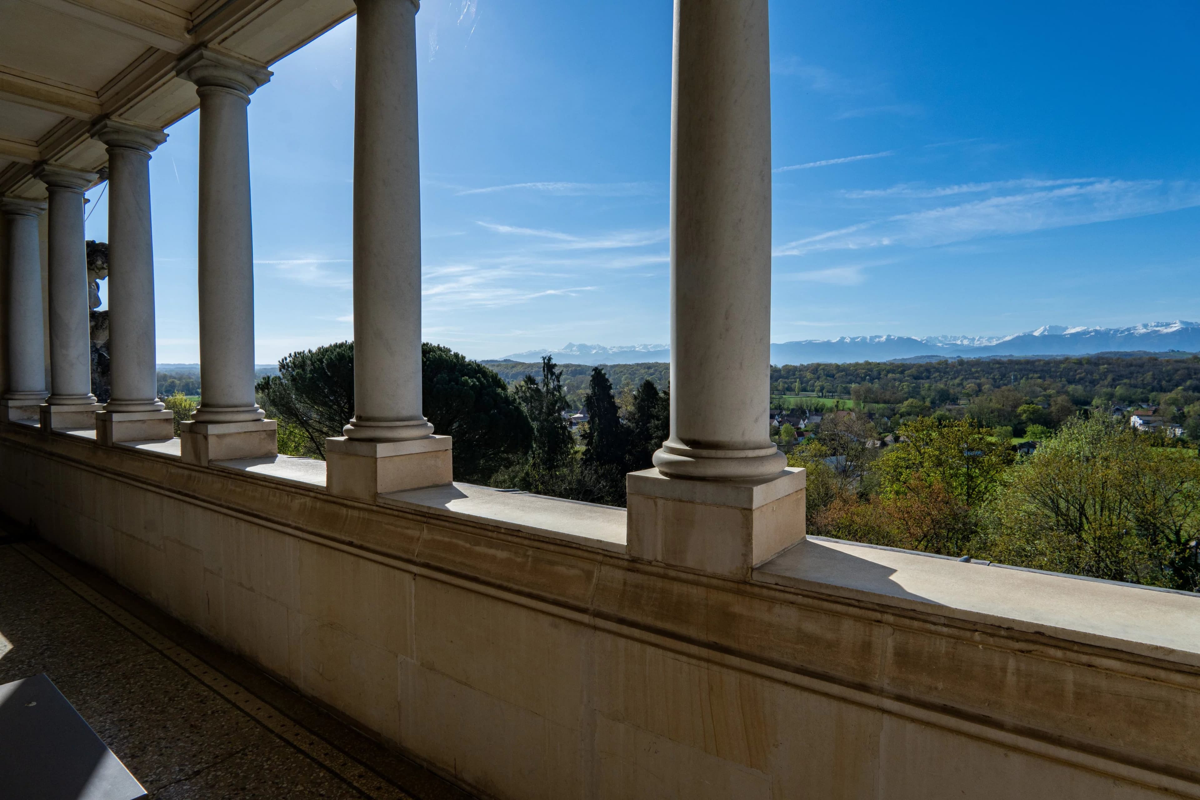 PAU – PALAIS SORRENTO – DERNIER ÉTAGE AVEC ROOFTOP ET VUE 360° - Photo 13