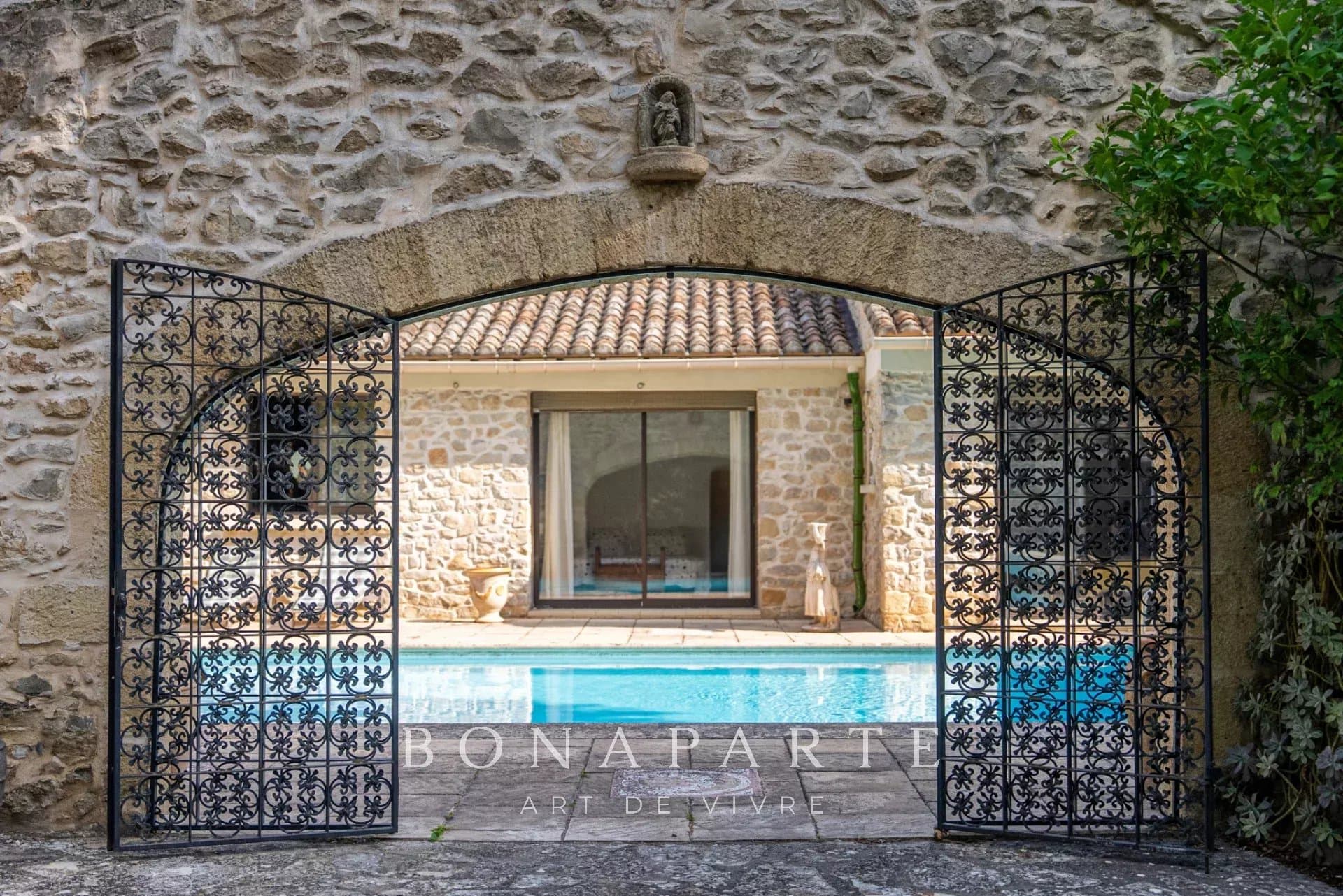 Bergerie 235m² avec piscine - Nîmes - Photo 3