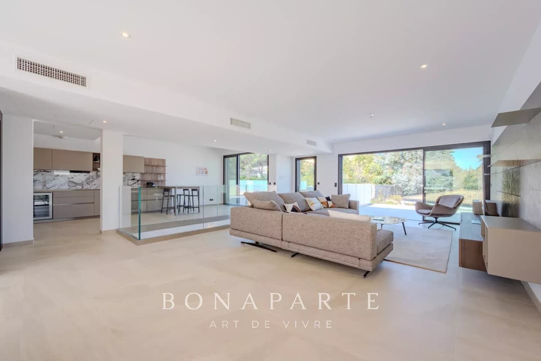 EXCLUSIVITE : Magnifique "villa appartement" en duplex avec très belle vue mer - Photo 5