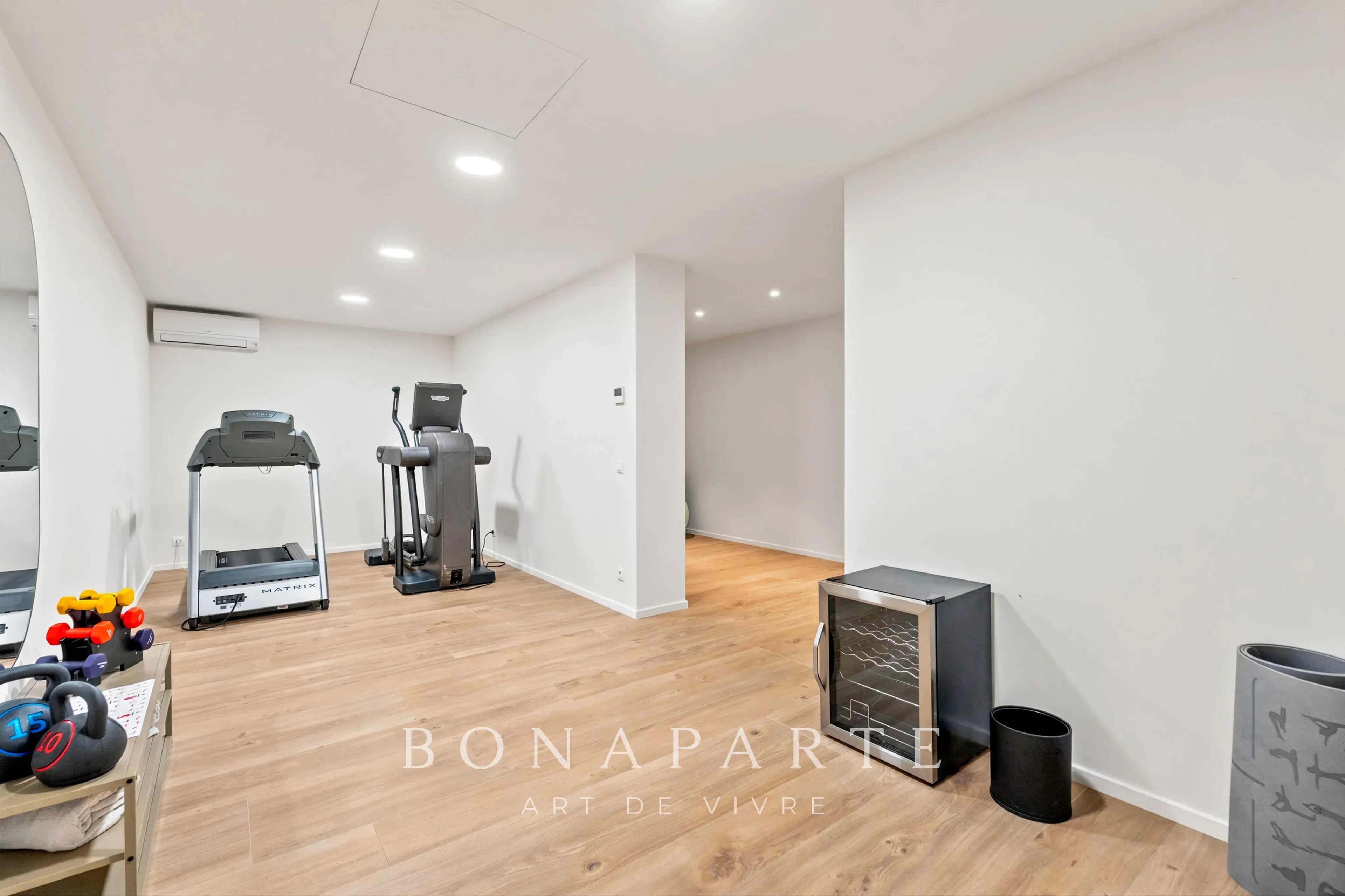 SAINT-TROPEZ – VILLA CONTEMPORAINE D’EXCEPTION - Photo 20