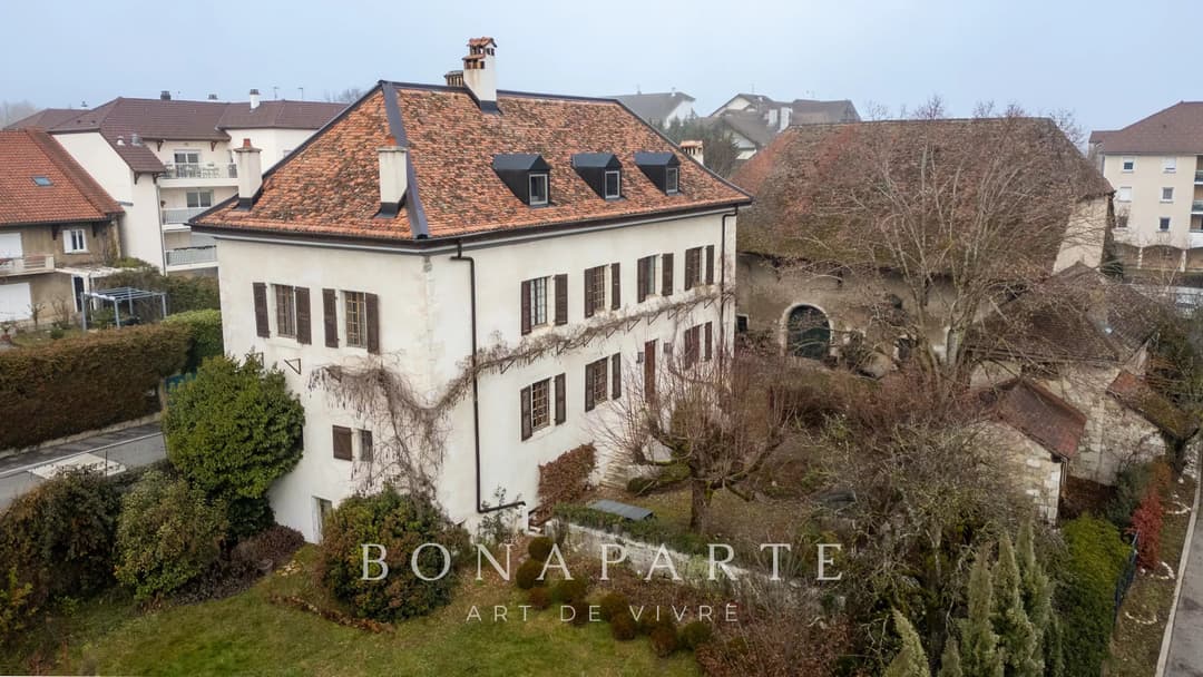 Cessy - Maison de maître historique - Photo 26