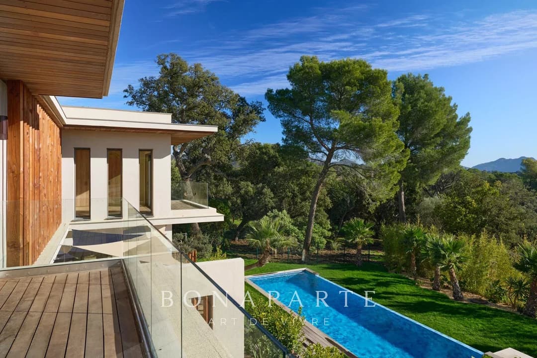 Villa 244m² avec jardin - Saint-Raphaël - Photo 5
