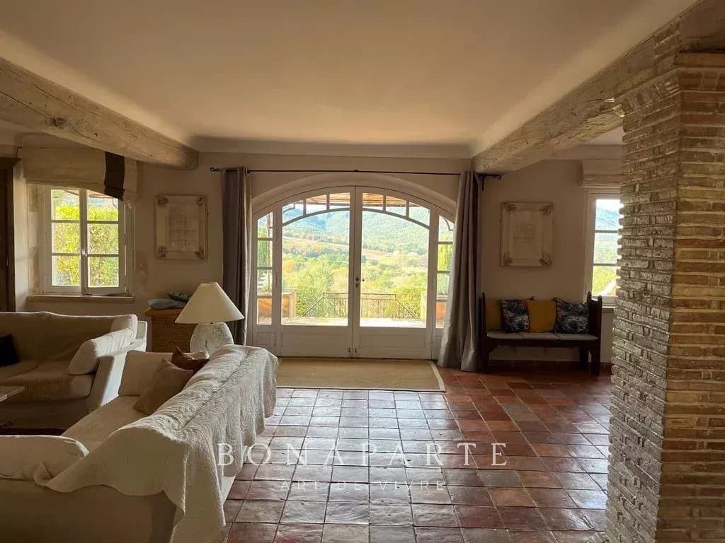 Propriété de charme située au Plan de la Tour, dans un parc de 2ha, avec vue panoramique sur les collines - Photo 6