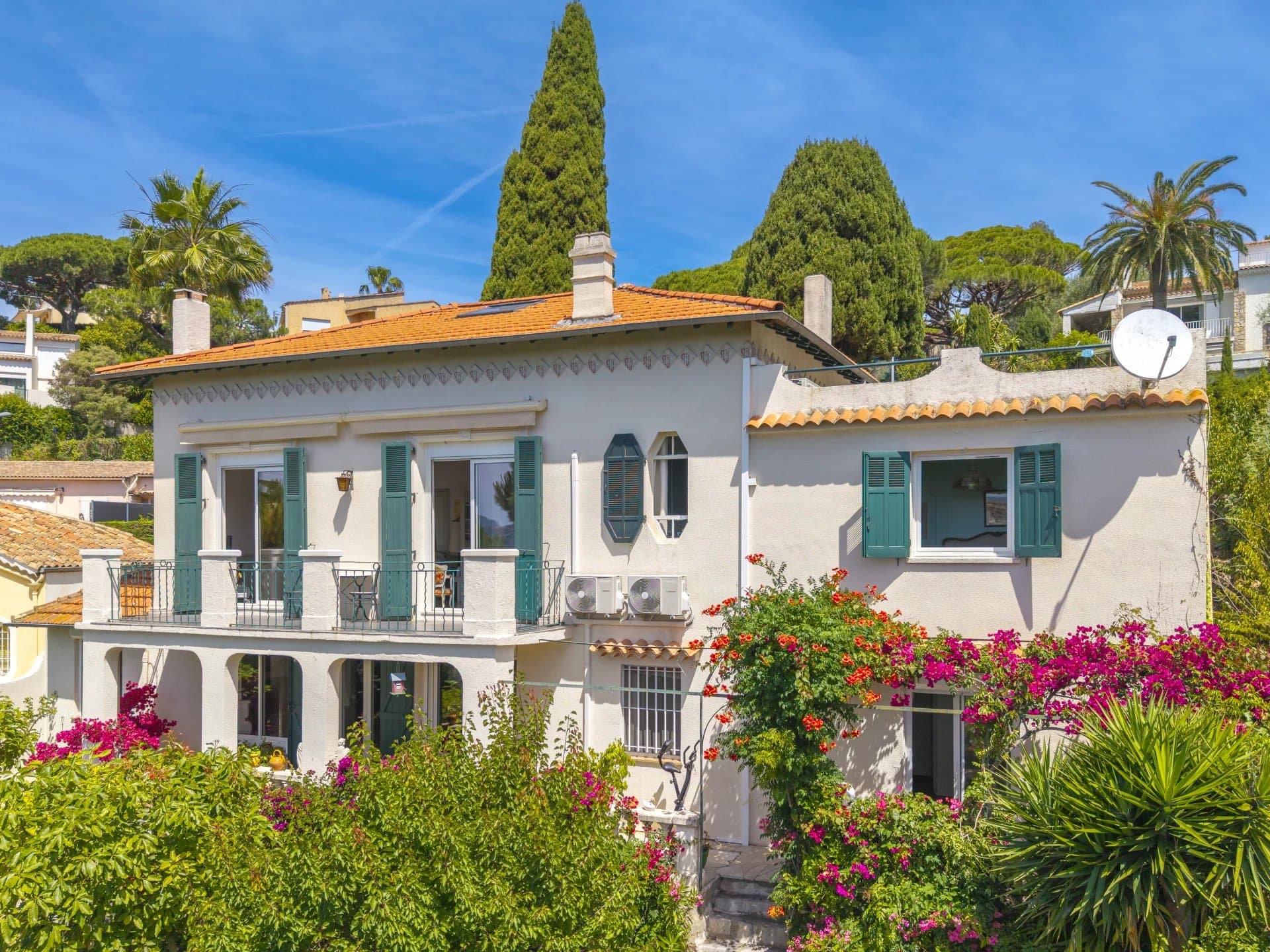 NOUVEAUTÉ CANNES - SUPERBE VILLA BELLE ÉPOQUE À LA VUE MER PANORAMIQUE - Photo 13
