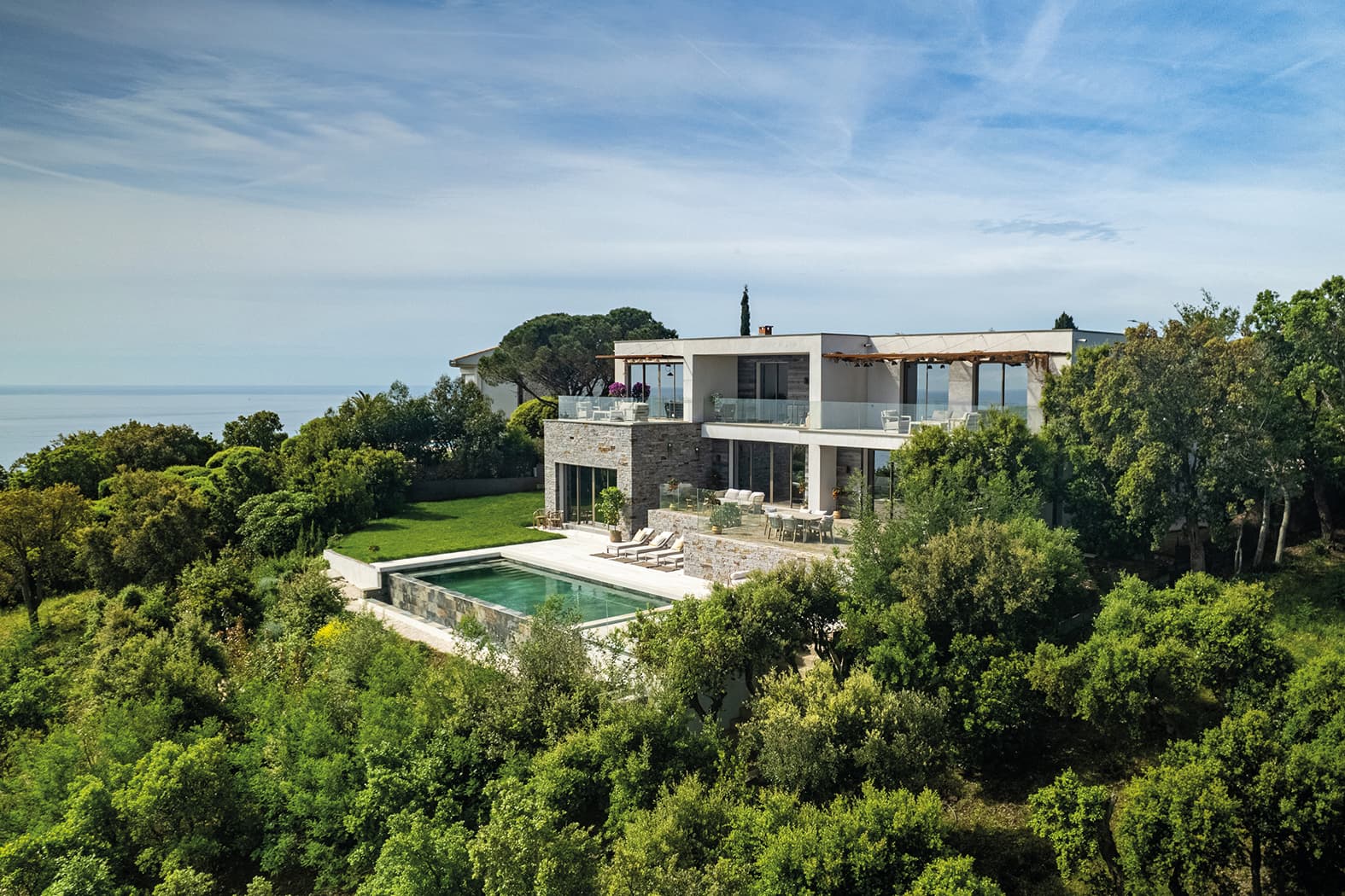 MISE EN VALEUR — photographie principale