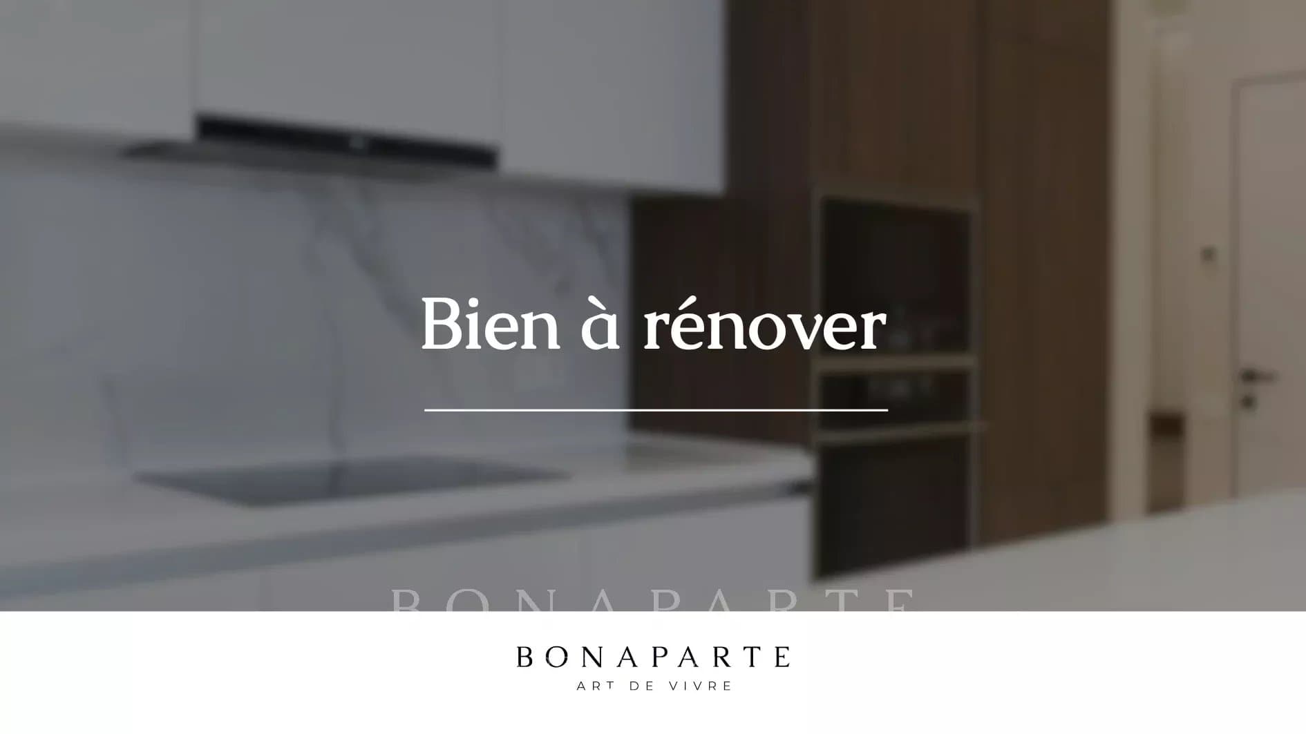 QUARTIER LES HALLES - PLATEAU BRUT A RENOVER