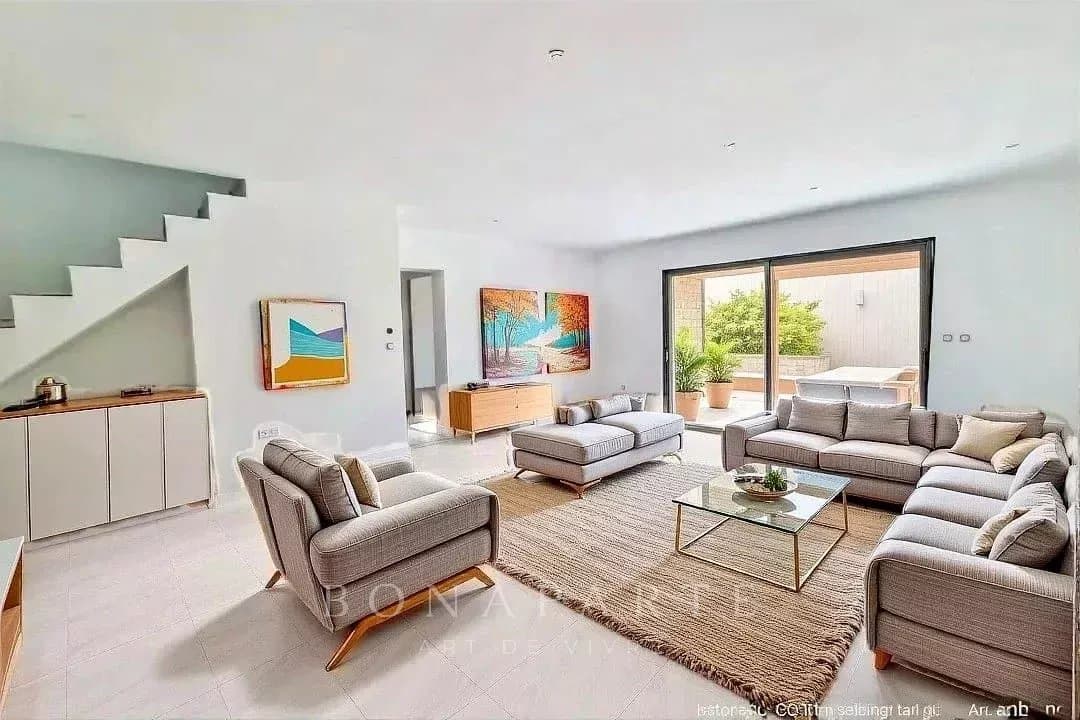 Maison contemporaine à Uzès avec piscine