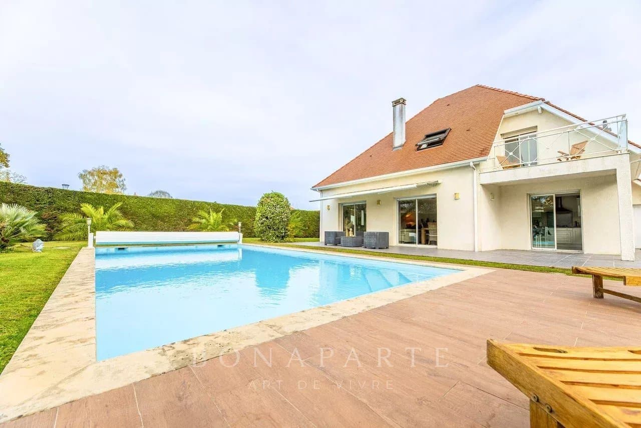 Haut de Ousse – Maison 167 m² avec piscine