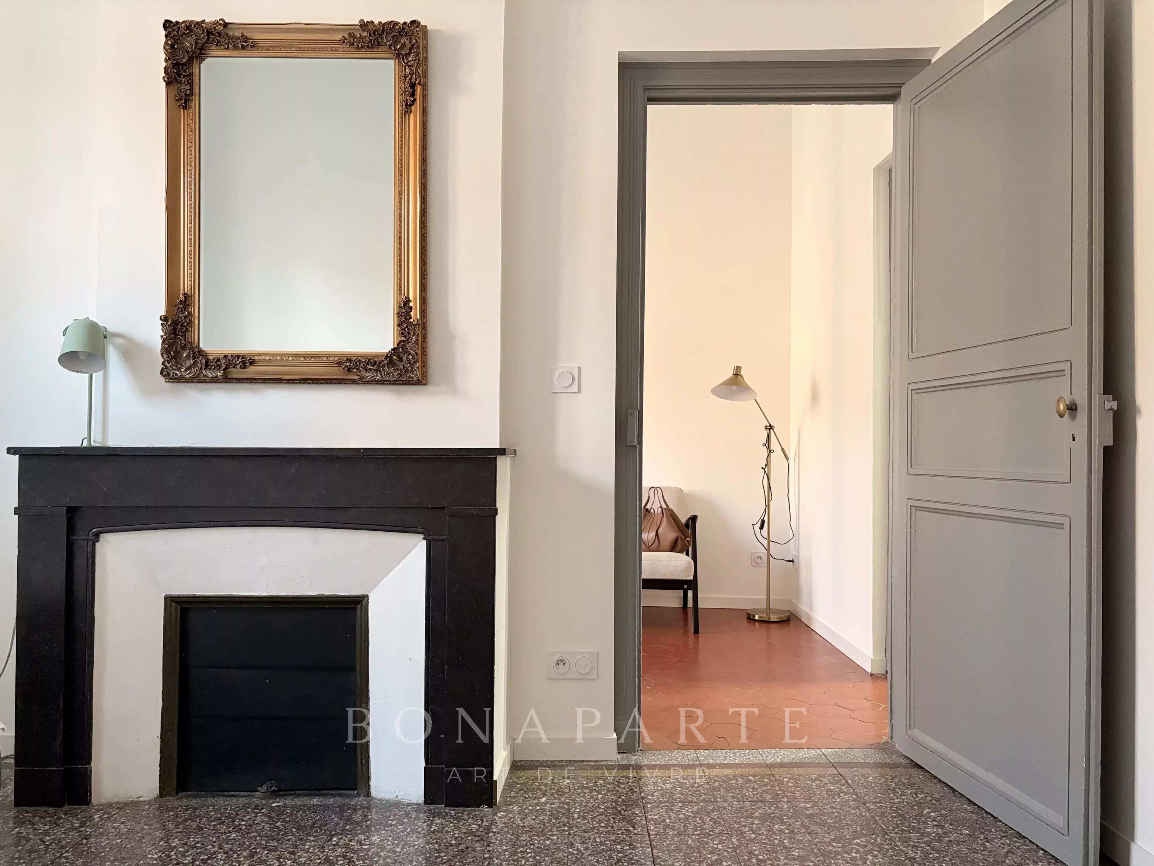 Immeuble Nîmes – Adresse de prestige en centre-ville