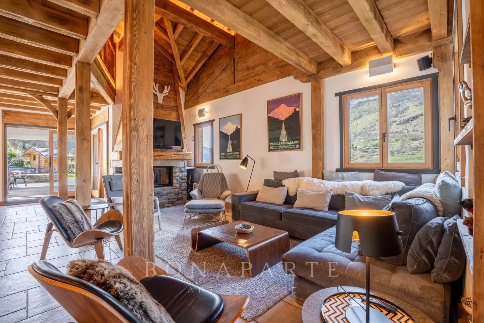 Chalet Haut de gamme : retrouvez le luxe de l’espace, l’élégance de la tradition et le privilège d’un panoram
