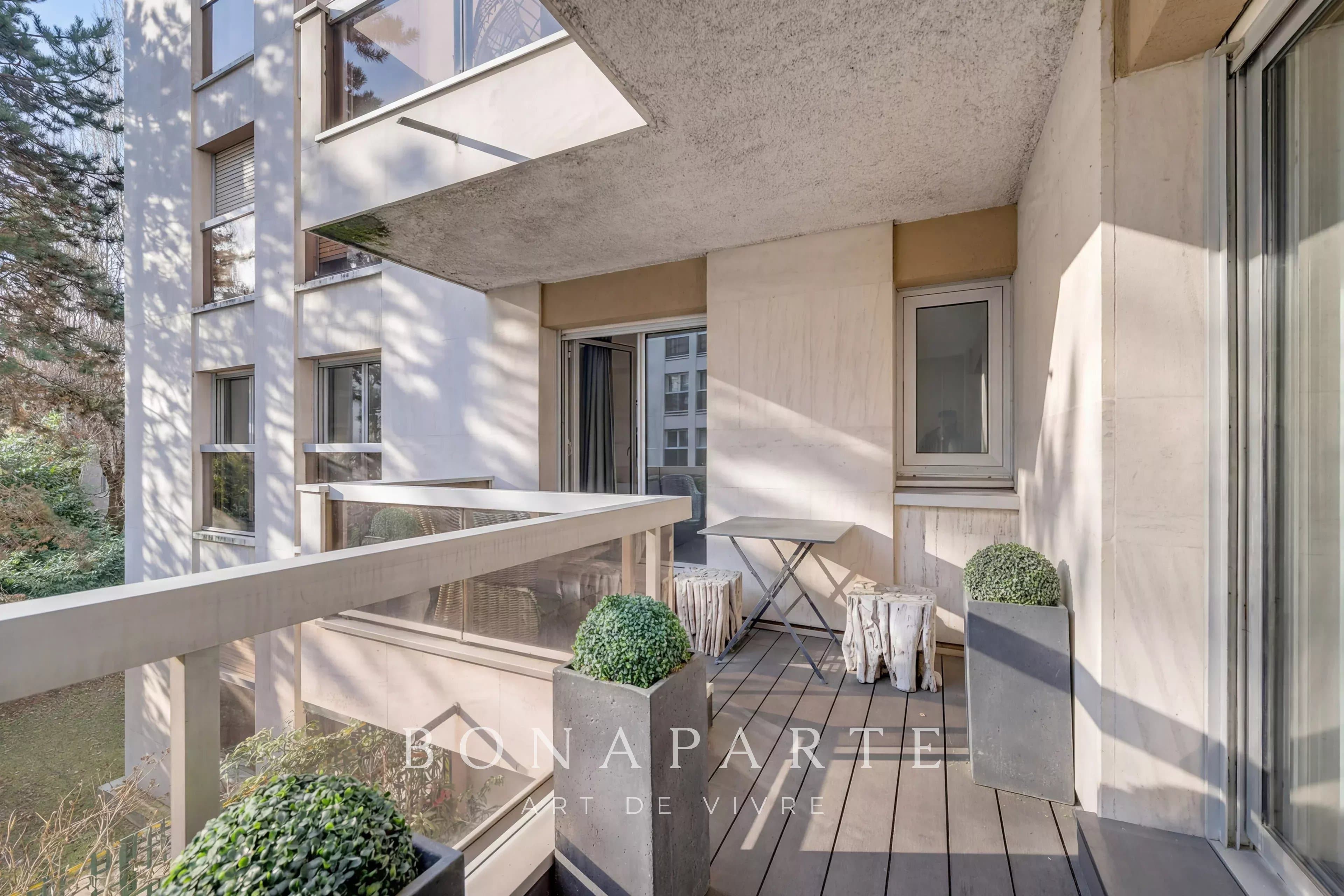 Île de la Jatte – Appartement 2P de 50m² avec balcon, parking et gardien