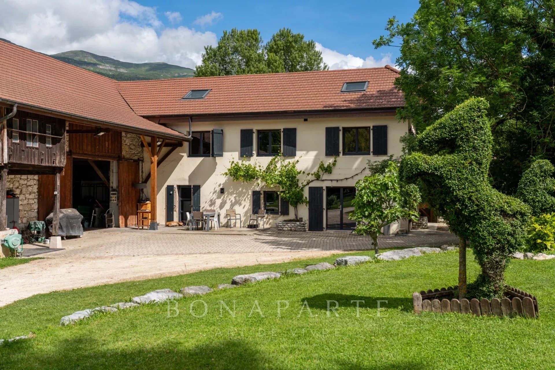 Propriété d’exception – Saint-Genis-Pouilly, aux portes de Genève