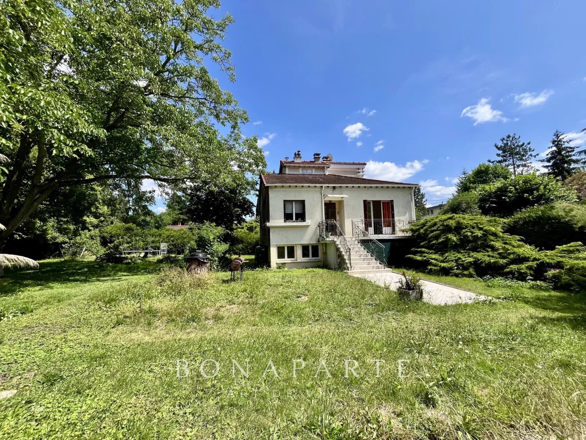 ILE DE VAUX-SUR-SEINE (DOMAINE PRIVATIF) - MAISON FAMILIALE ET INDIVIDUELLE