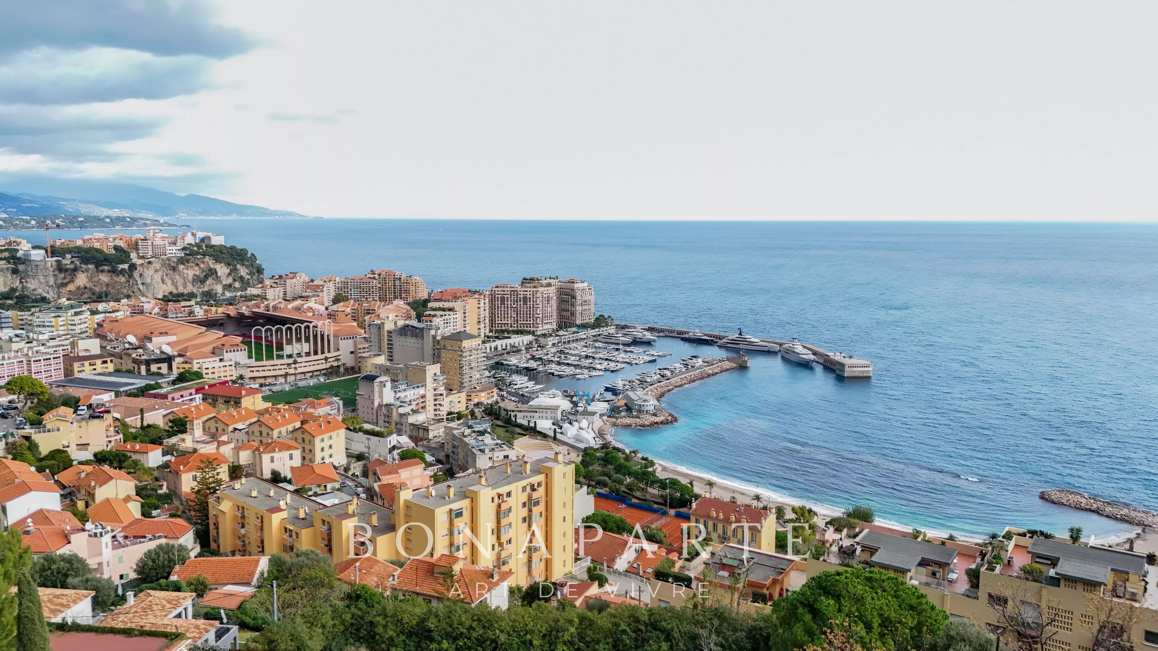 CAP D'AIL - BEAUTIFUL APARTMENT - PANORAMIC SEA VIEW