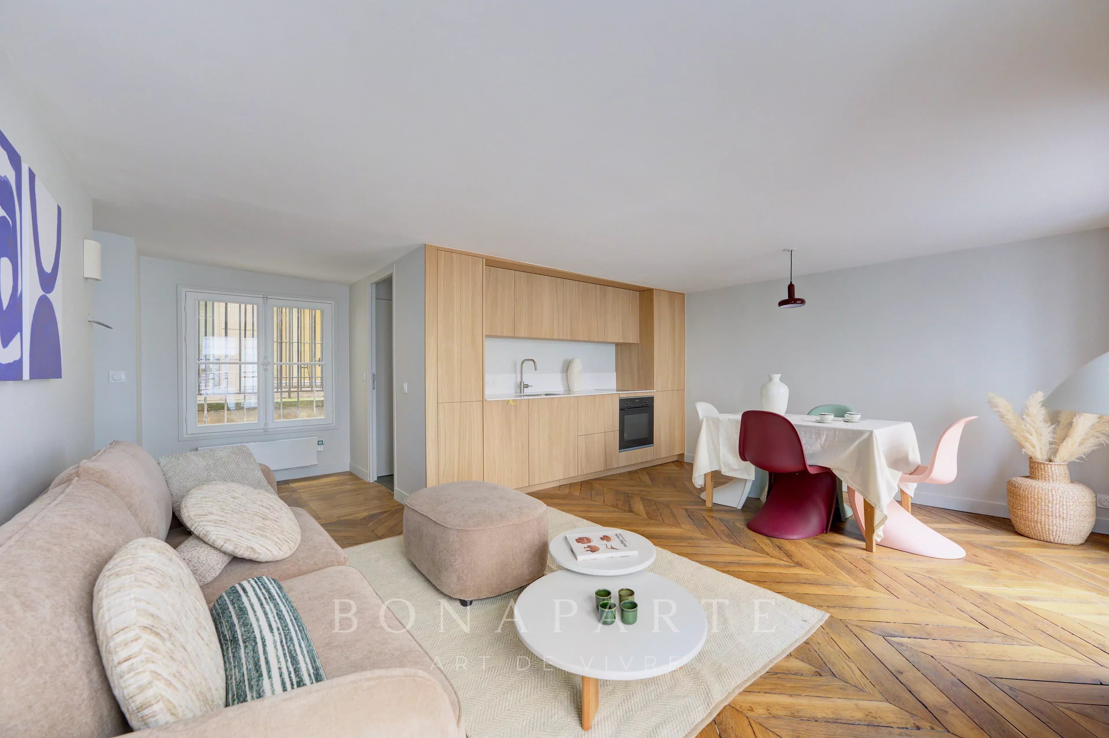 2-room apartment in a period building