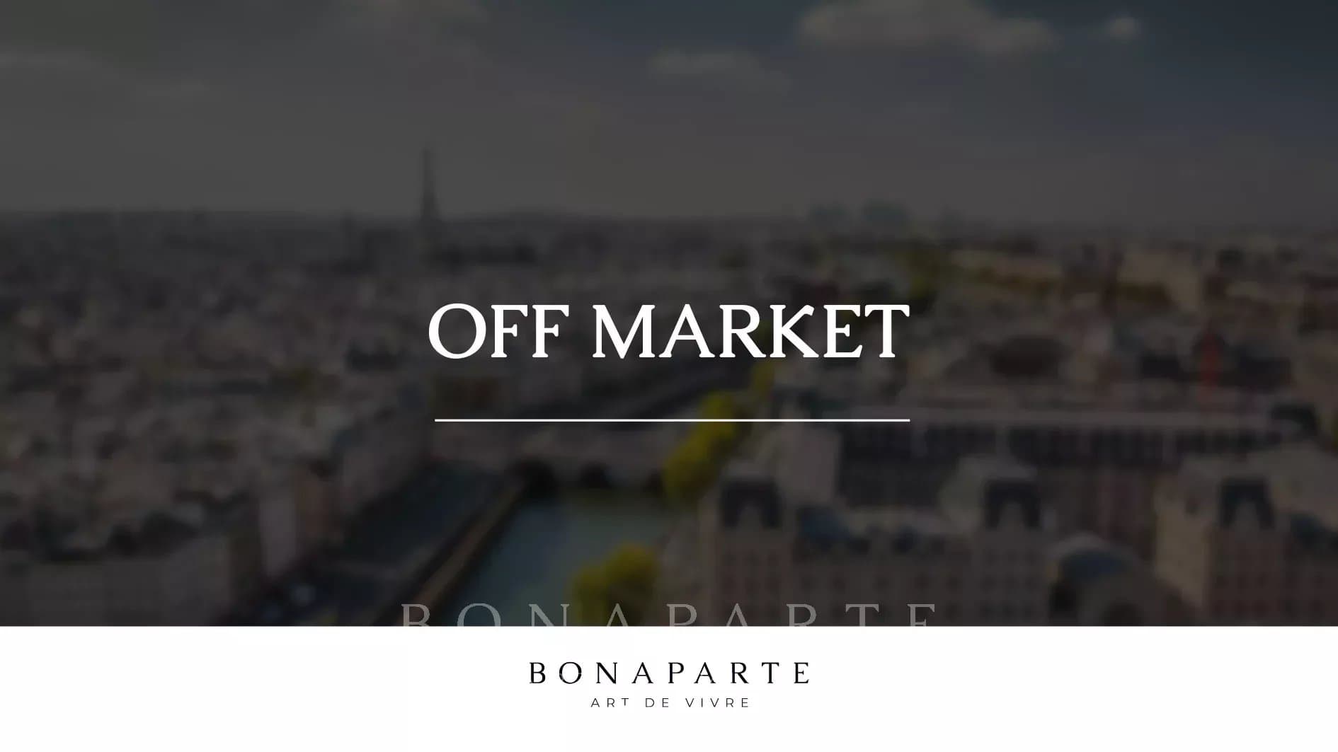 FOR SALE ! Block of 7 houses and commercial premises on a 1921 m² plot in the very center of the village of Vendays, 10 minutes away from the beach