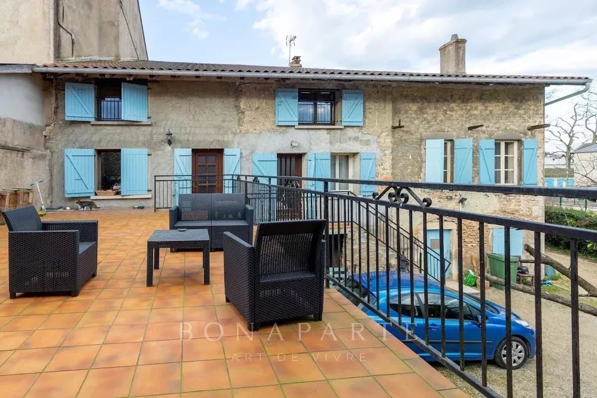 Maison 10 pièces 263 m2