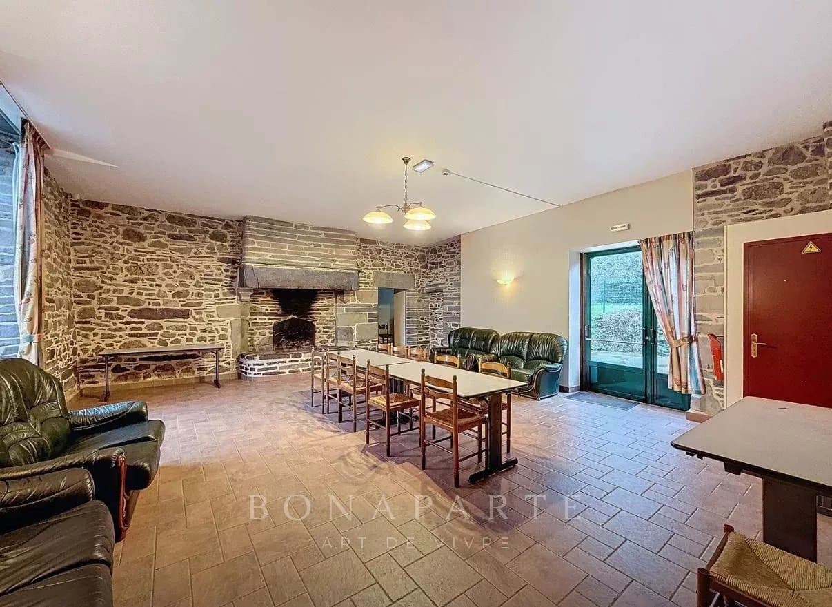 Longère 340m² avec piscine - La Gacilly