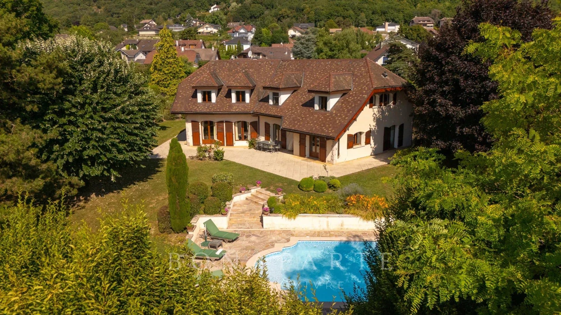 À vendre – Propriété d’exception au cœur de Divonne-les-Bains