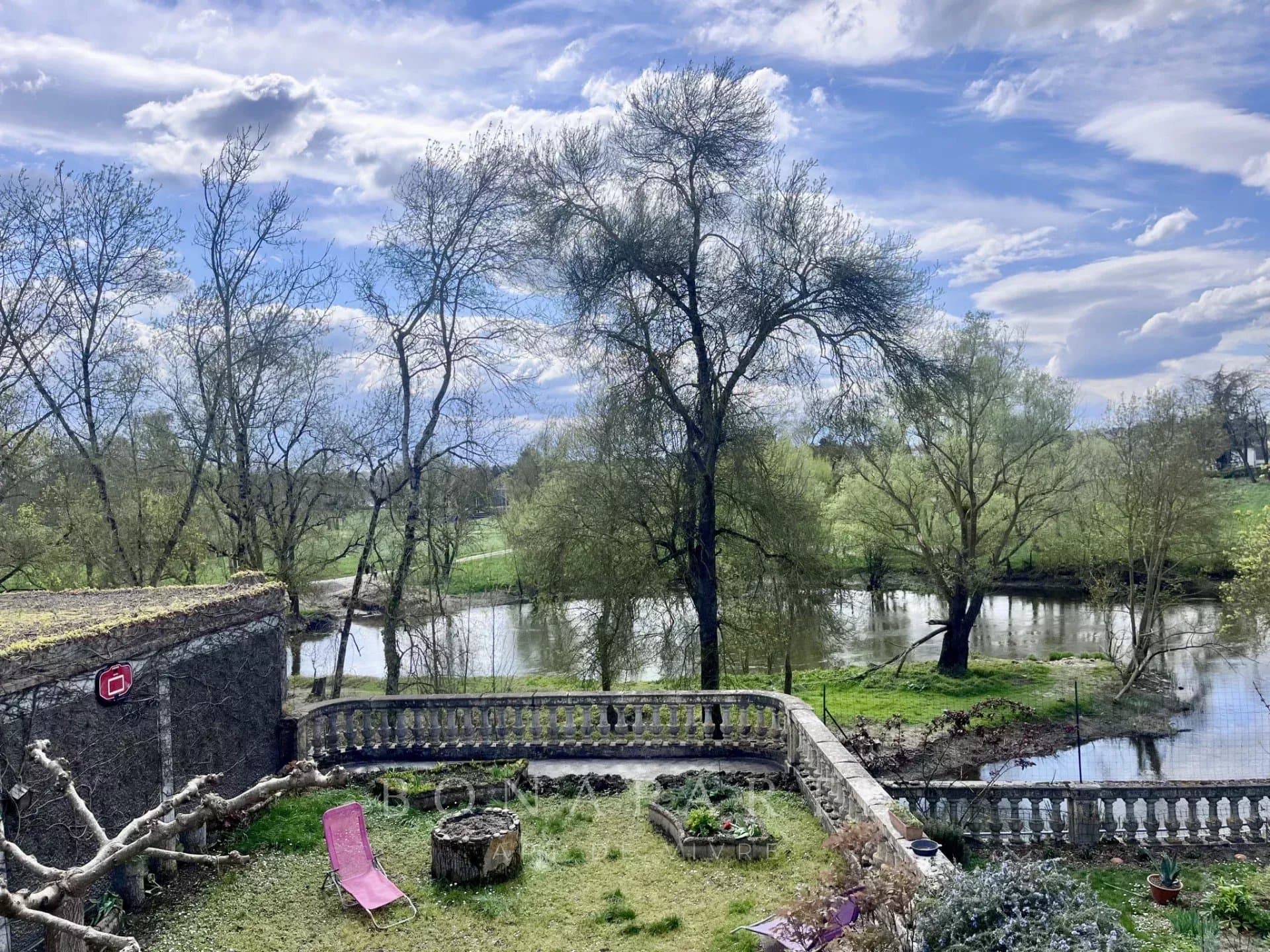 Maison - 140 m² - 5 pièces