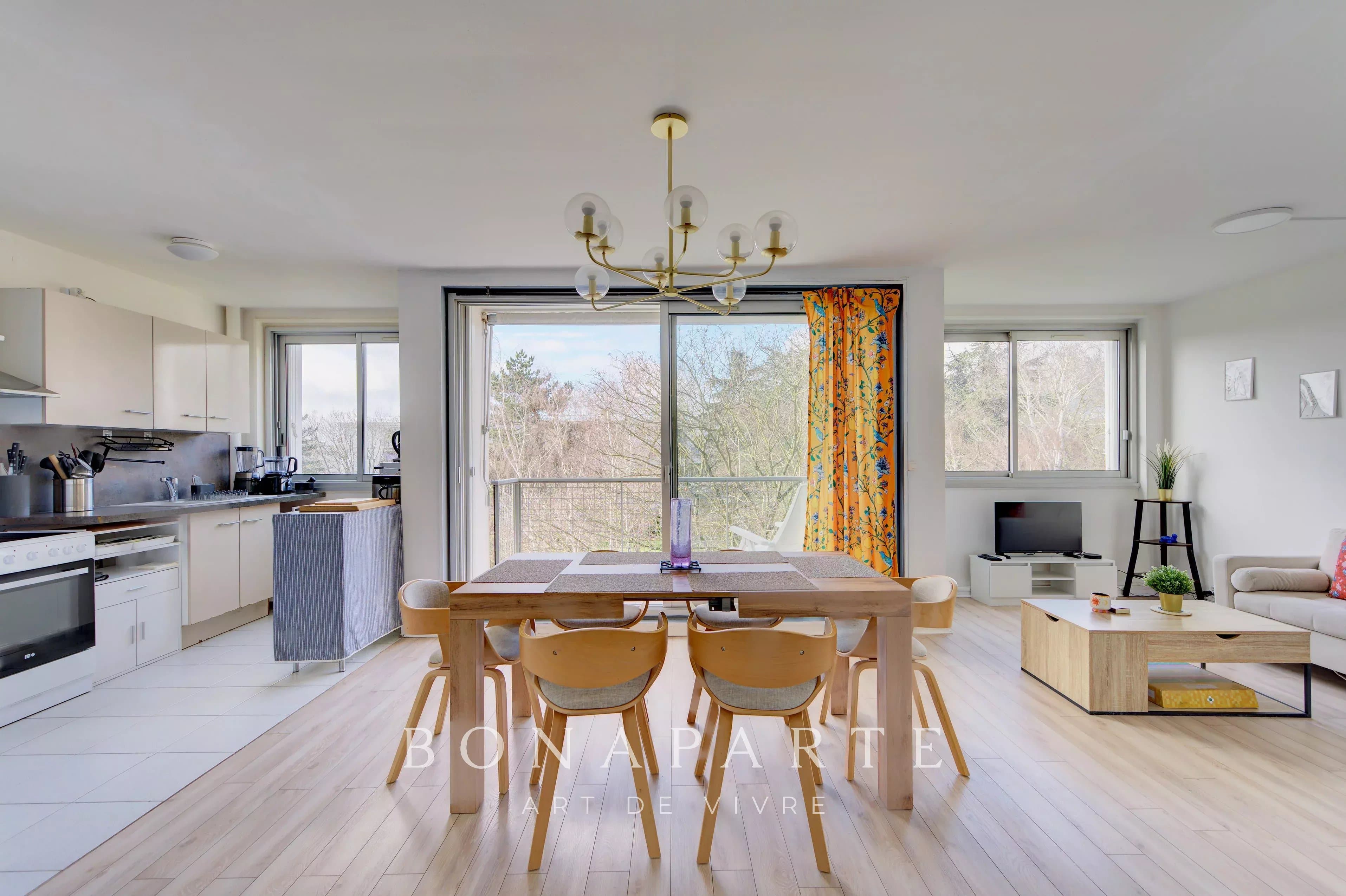 MARLY-LE-ROI (78160) - 3-ROOM TOP FLOOR APARTMENT - EXCLUSIVE