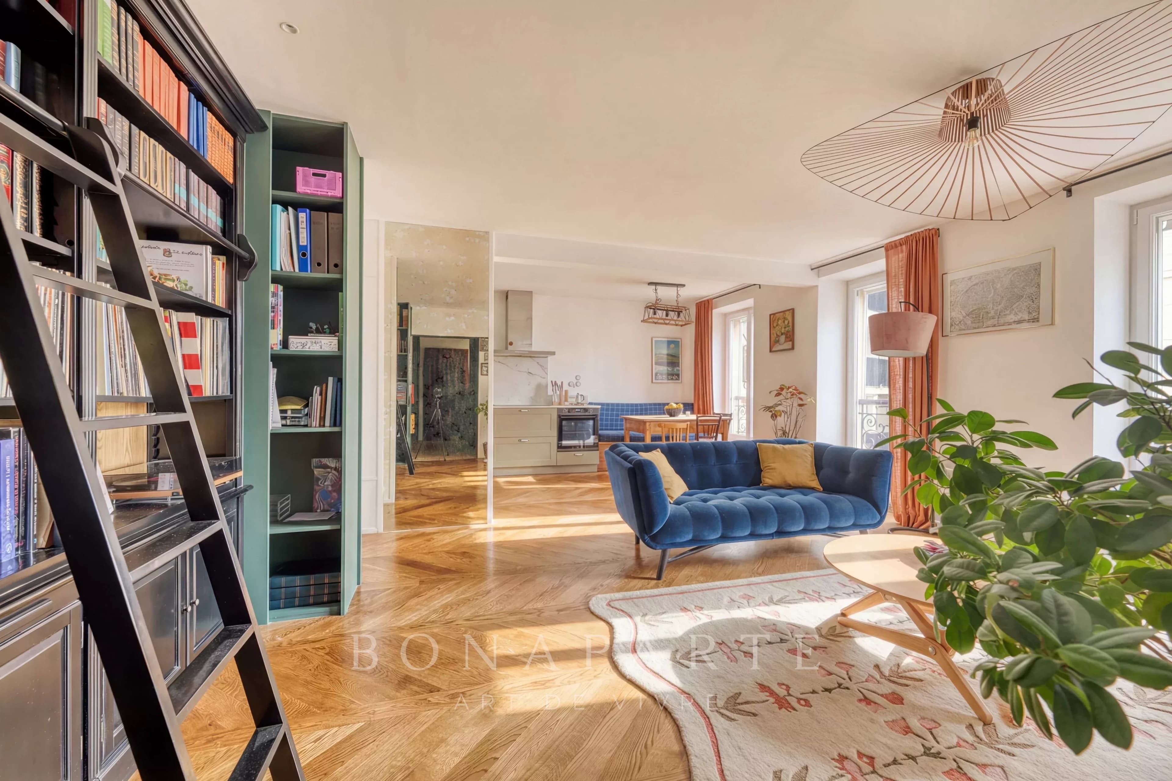 Four-room through-plan entirely renovated by architect