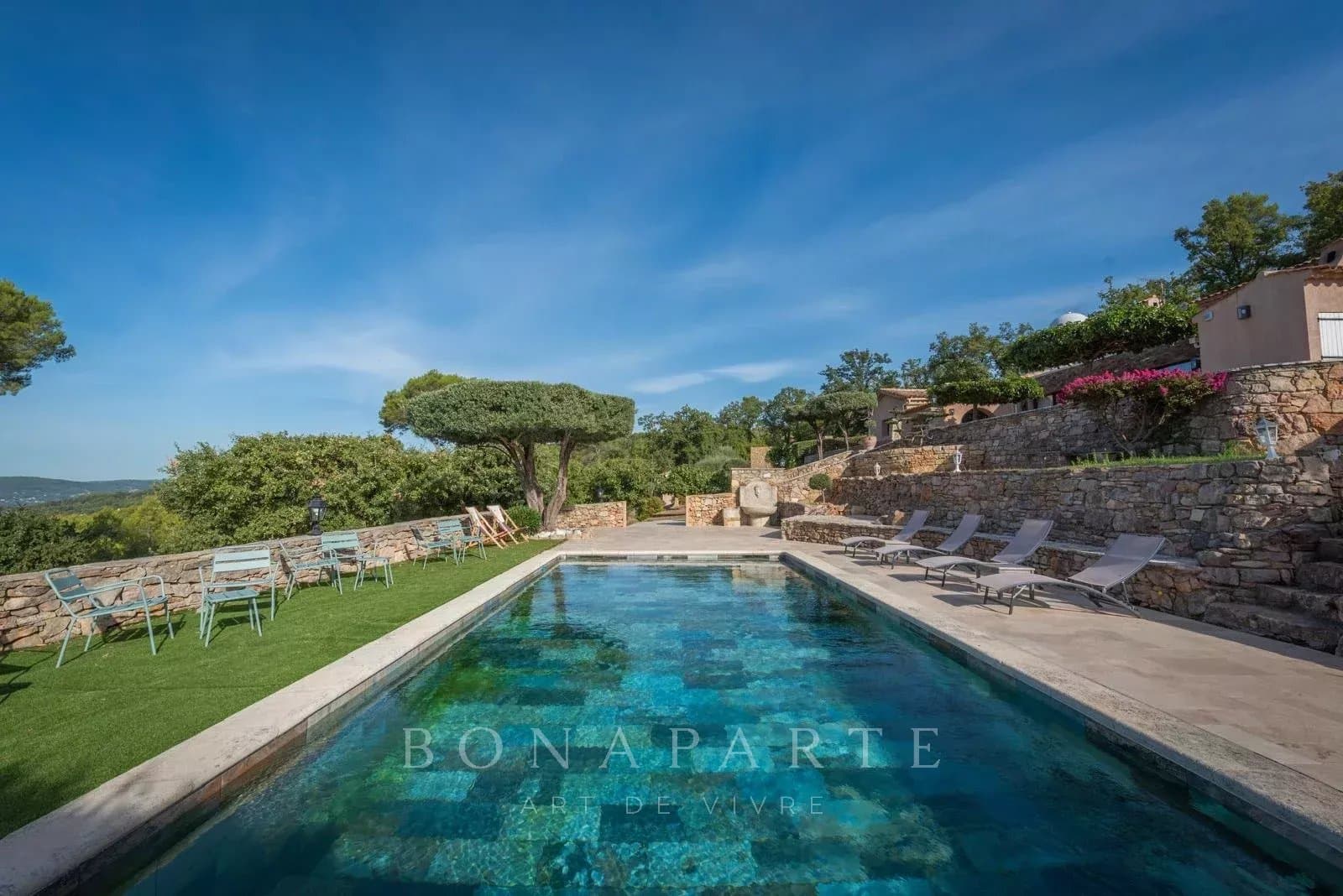 Domaine d'exception entièrement rénové