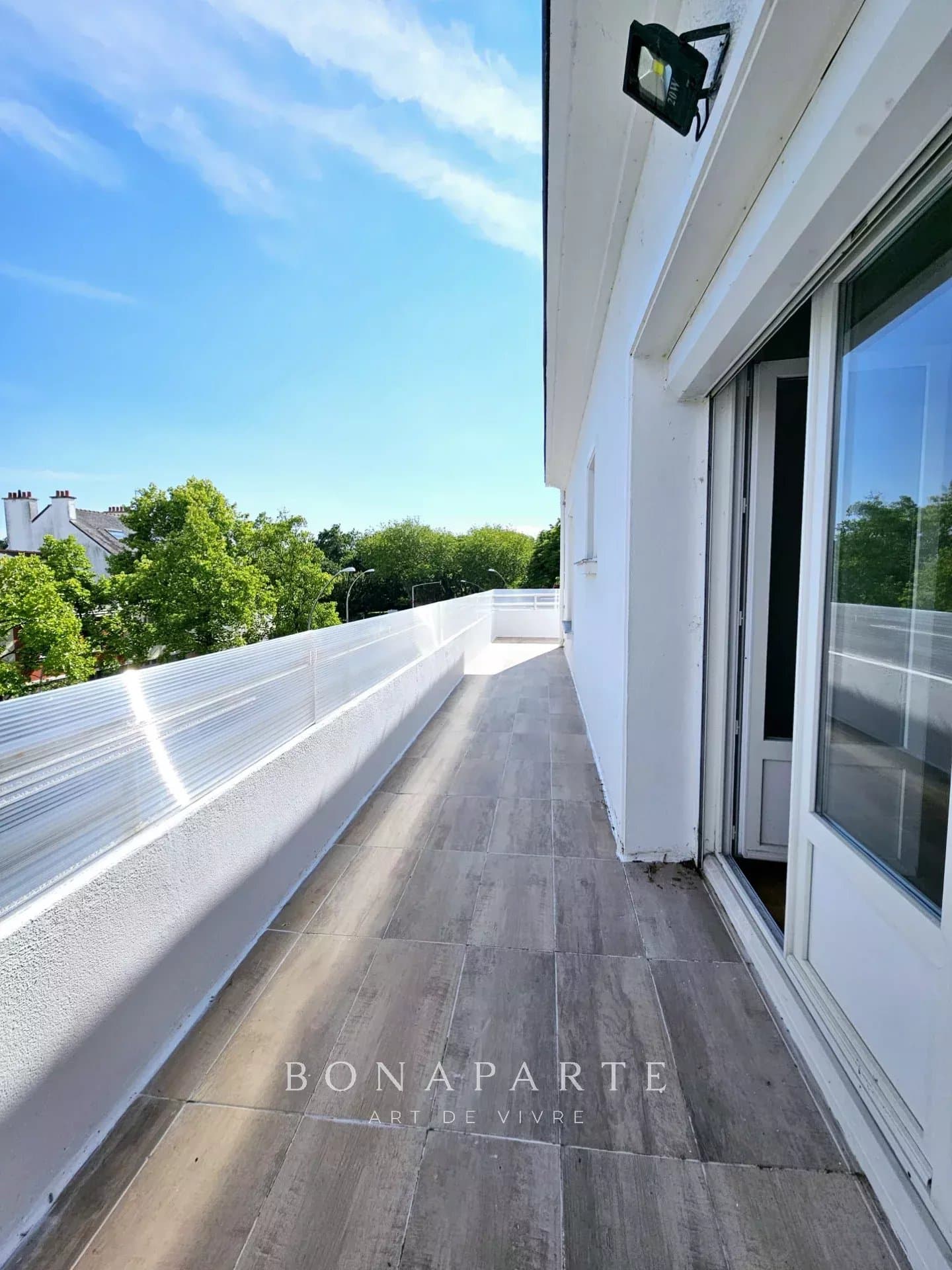 SAINT-NAZAIRE - DUPLEX 4 CHAMBRES - A 500M DU FRONT DE MER / PARC PAYSAGER