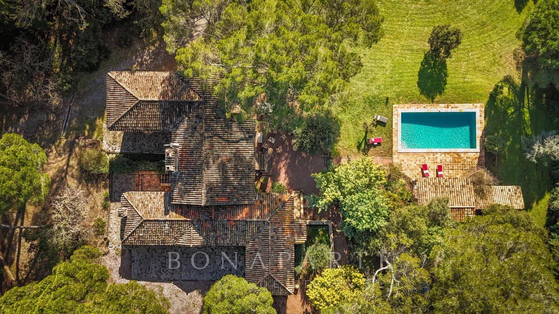 Mas de caractère 300m² – Saint-Raphaël / Estérel