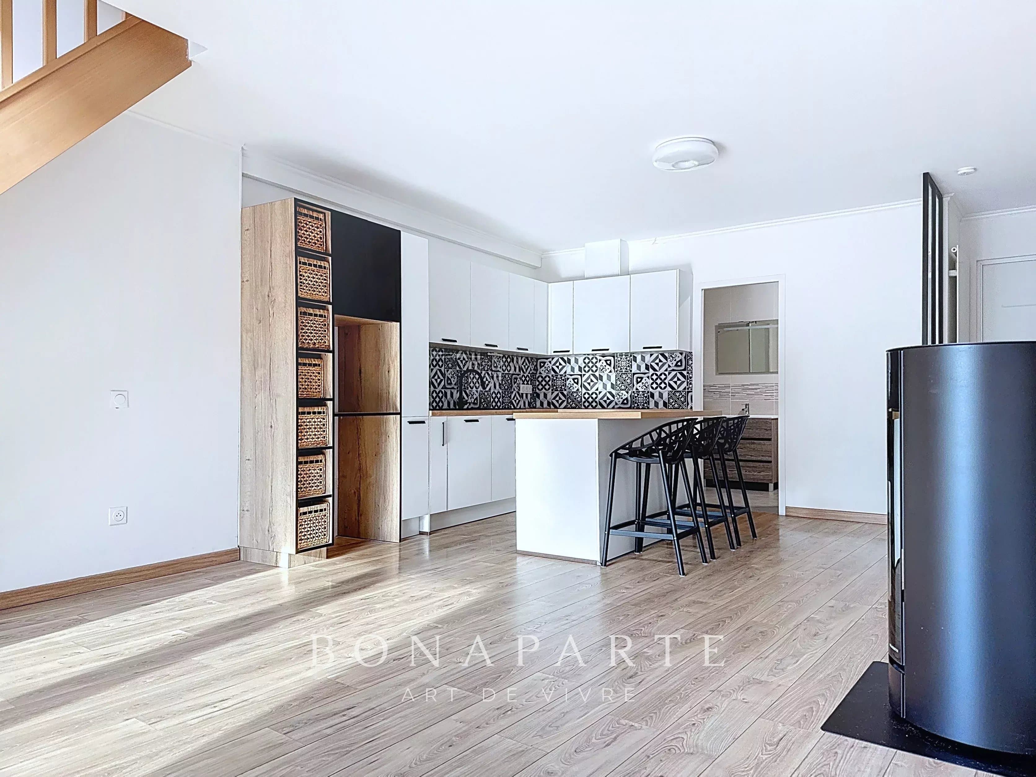 À vendre – Duplex 5 pièces – 4 chambres – Gex