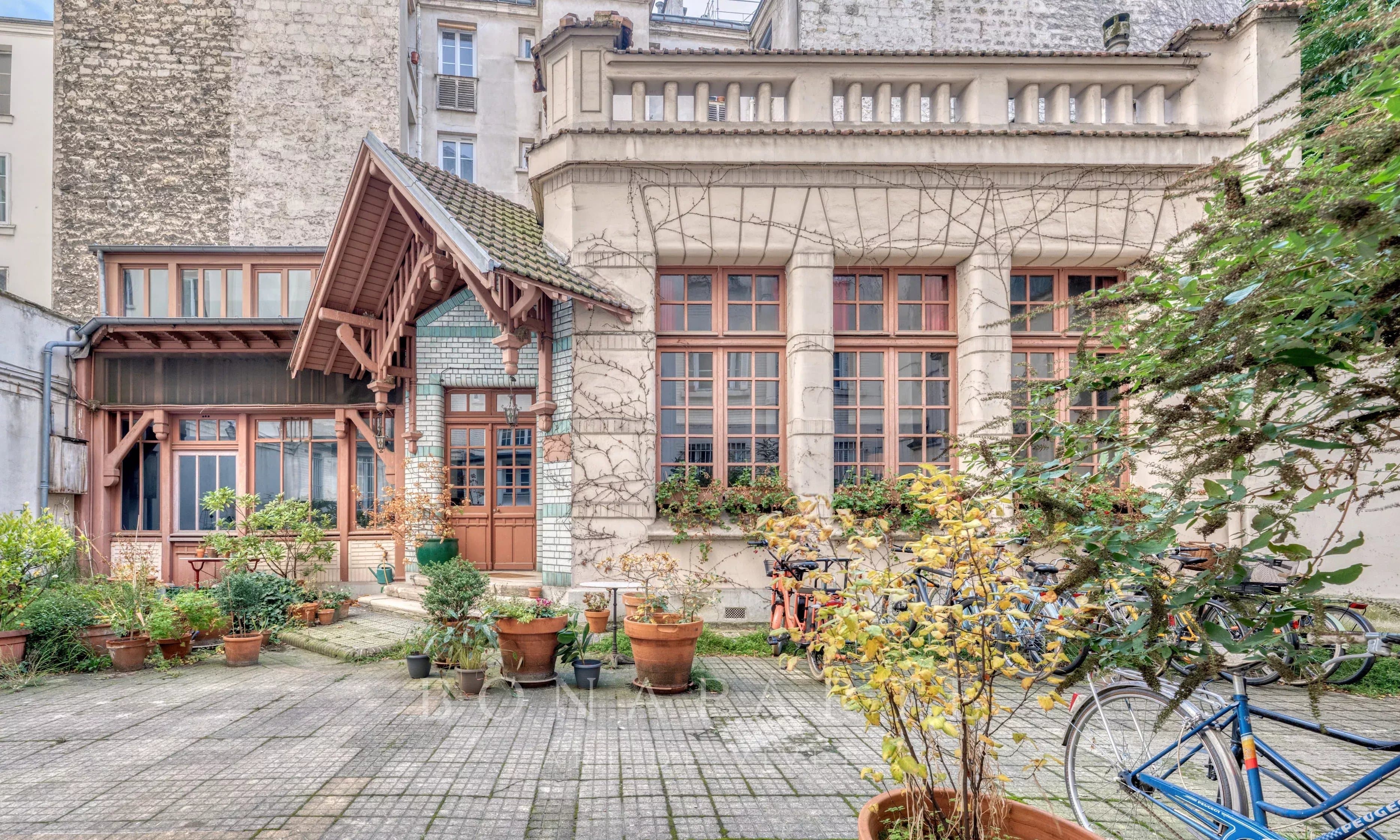 Charmante demeure - Jules Joffrin