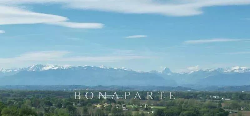 MONTARDON - Exceptional serviced plot facing the Pyrenees - 2550 m2