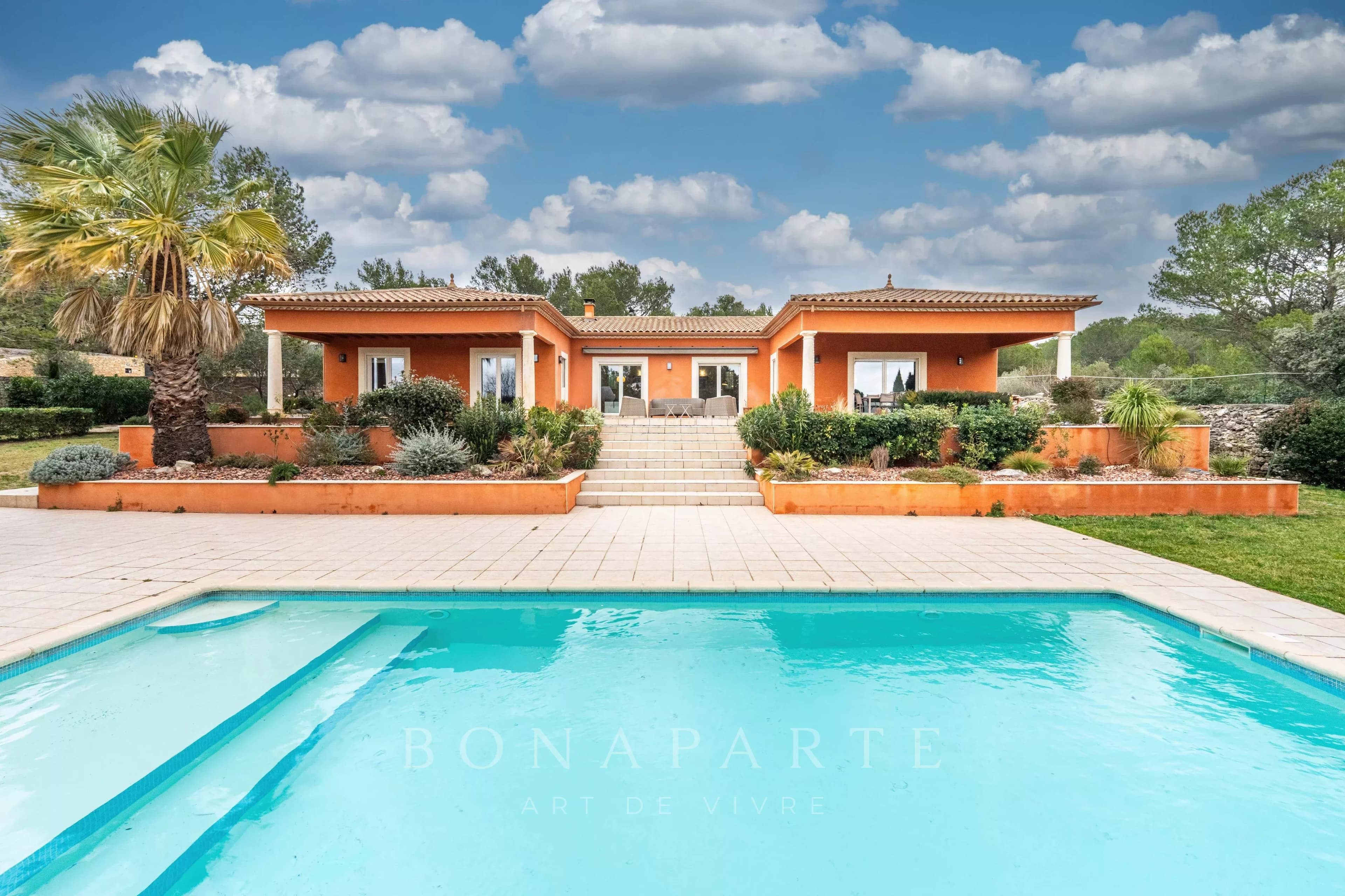 Villa élégante à l’ouest de Nîmes