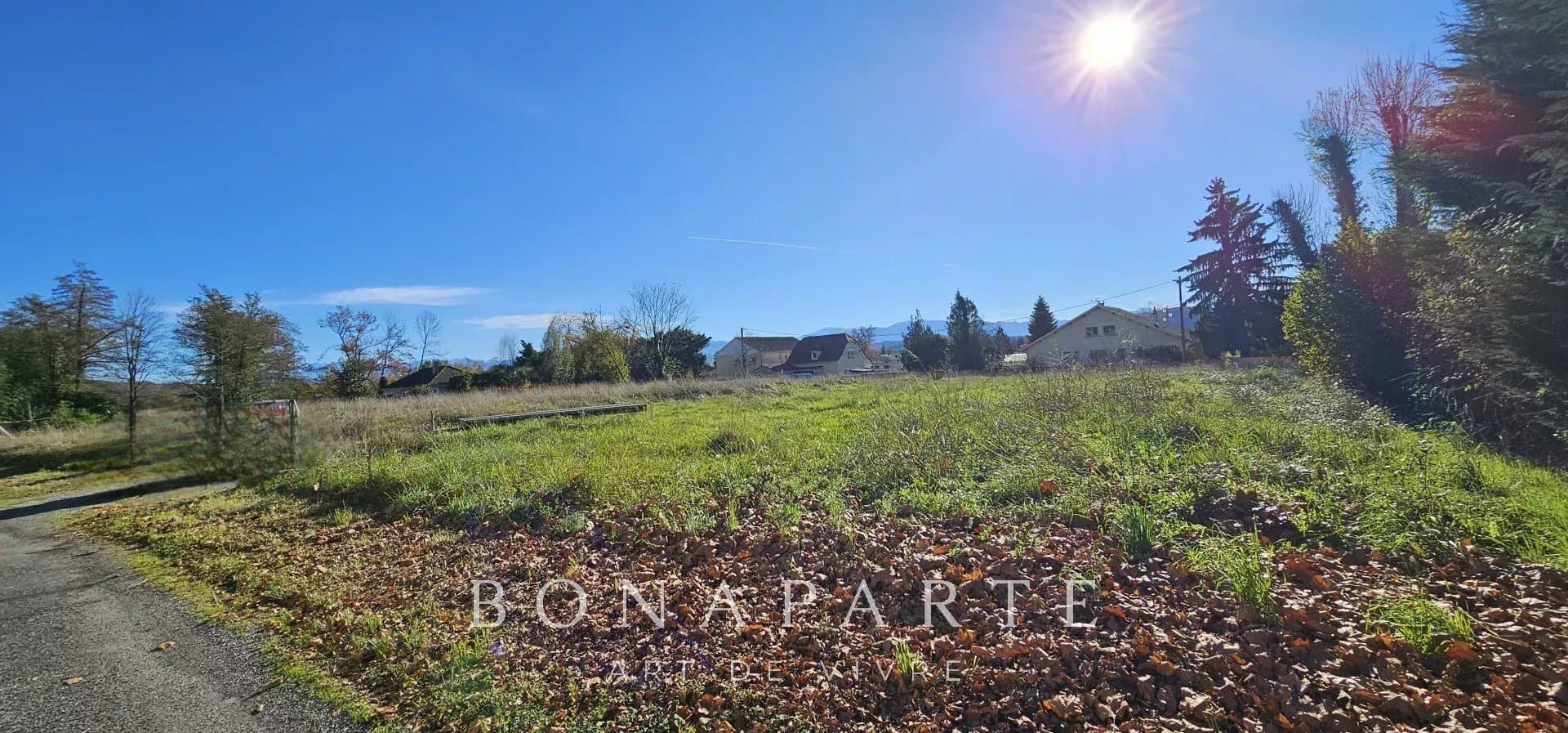 Terrain viabilisé 702m2, Aressy, aux portes de PAU, avec aperçu Pyrénées