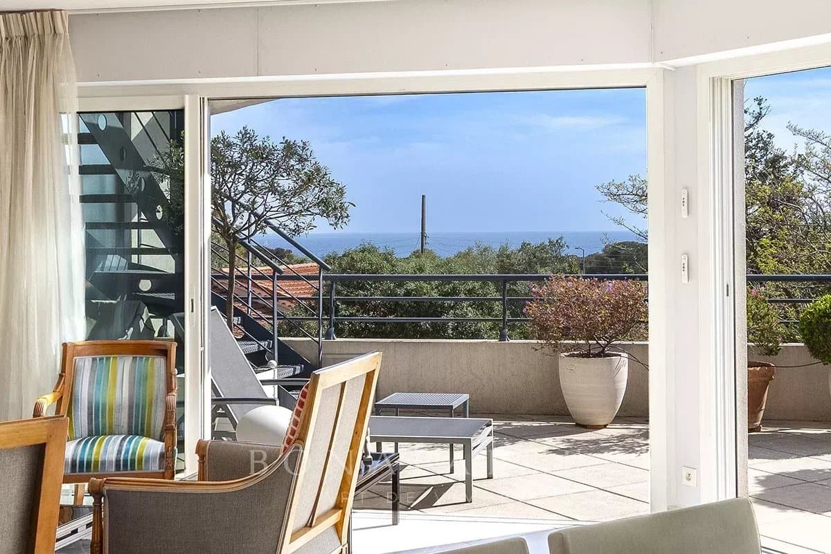 Appartement T4 vue mer, de 97m² et exposé Sud