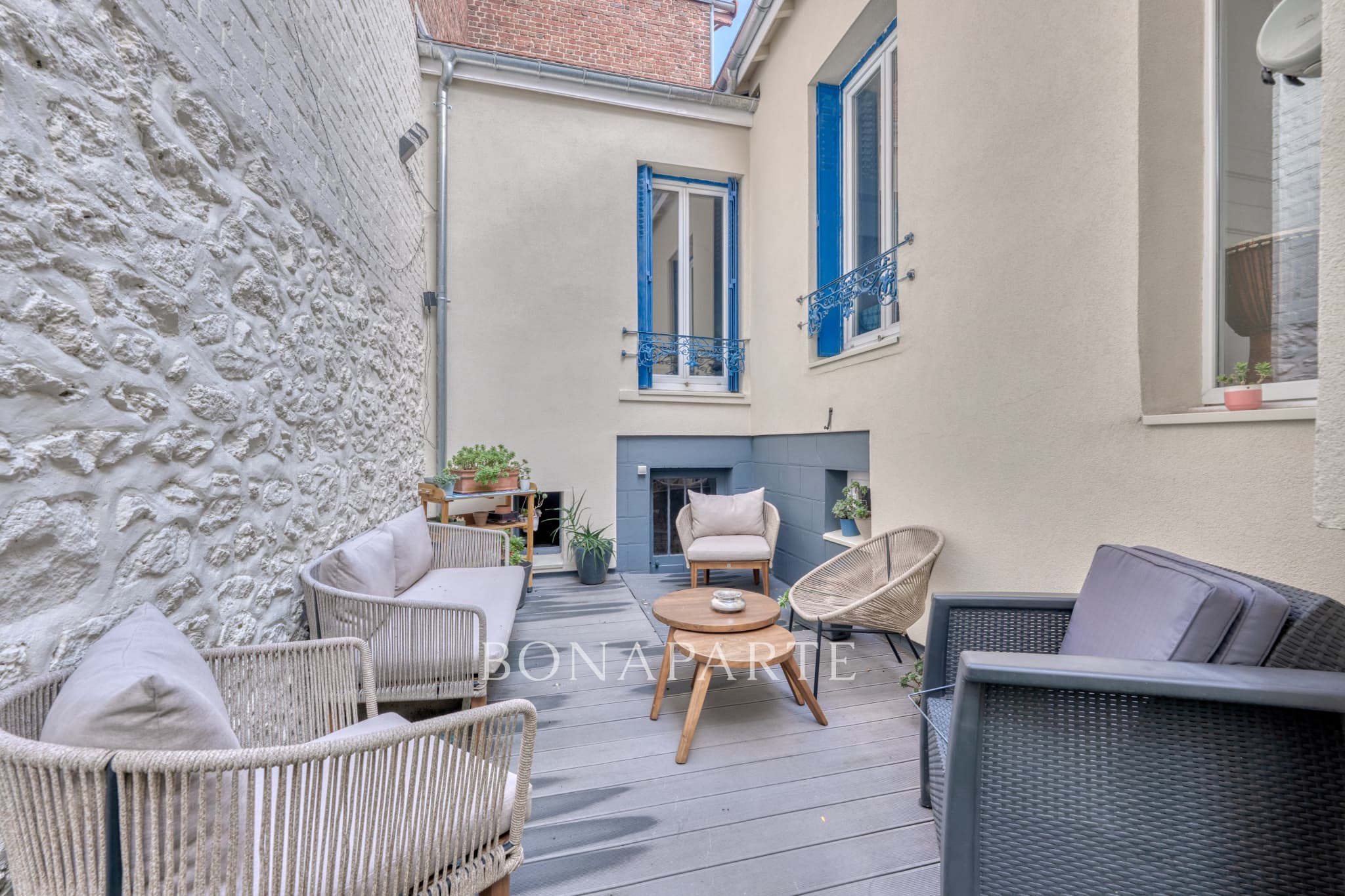 Maison de 167m2 volumes, lumière et potentiel d'usage mixt