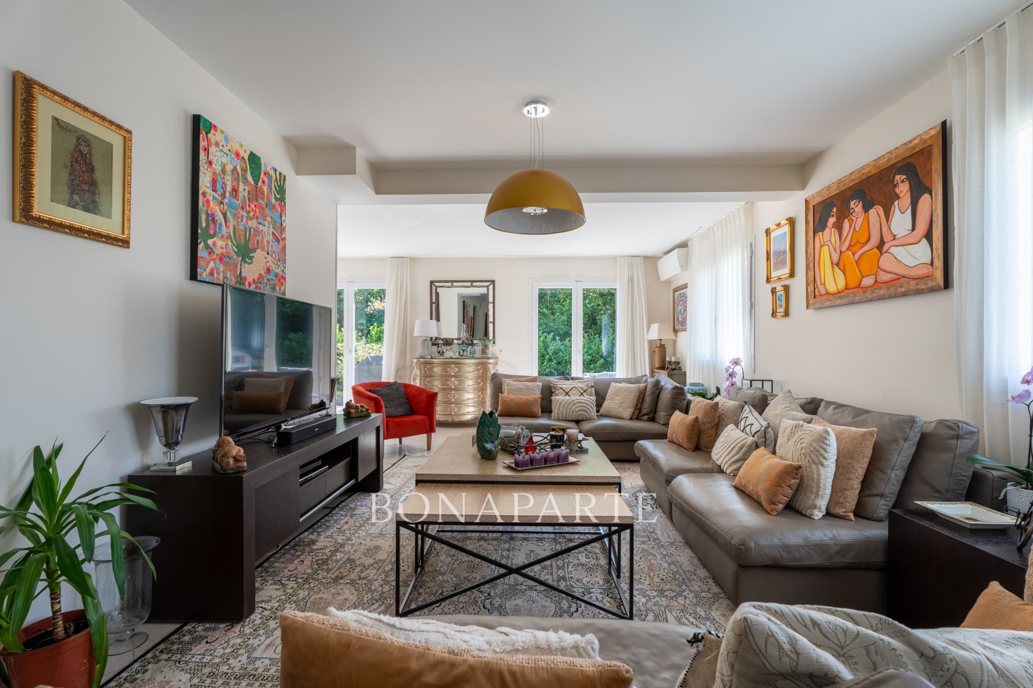 À vendre Élégante maison avec appartement indépendant à Pr