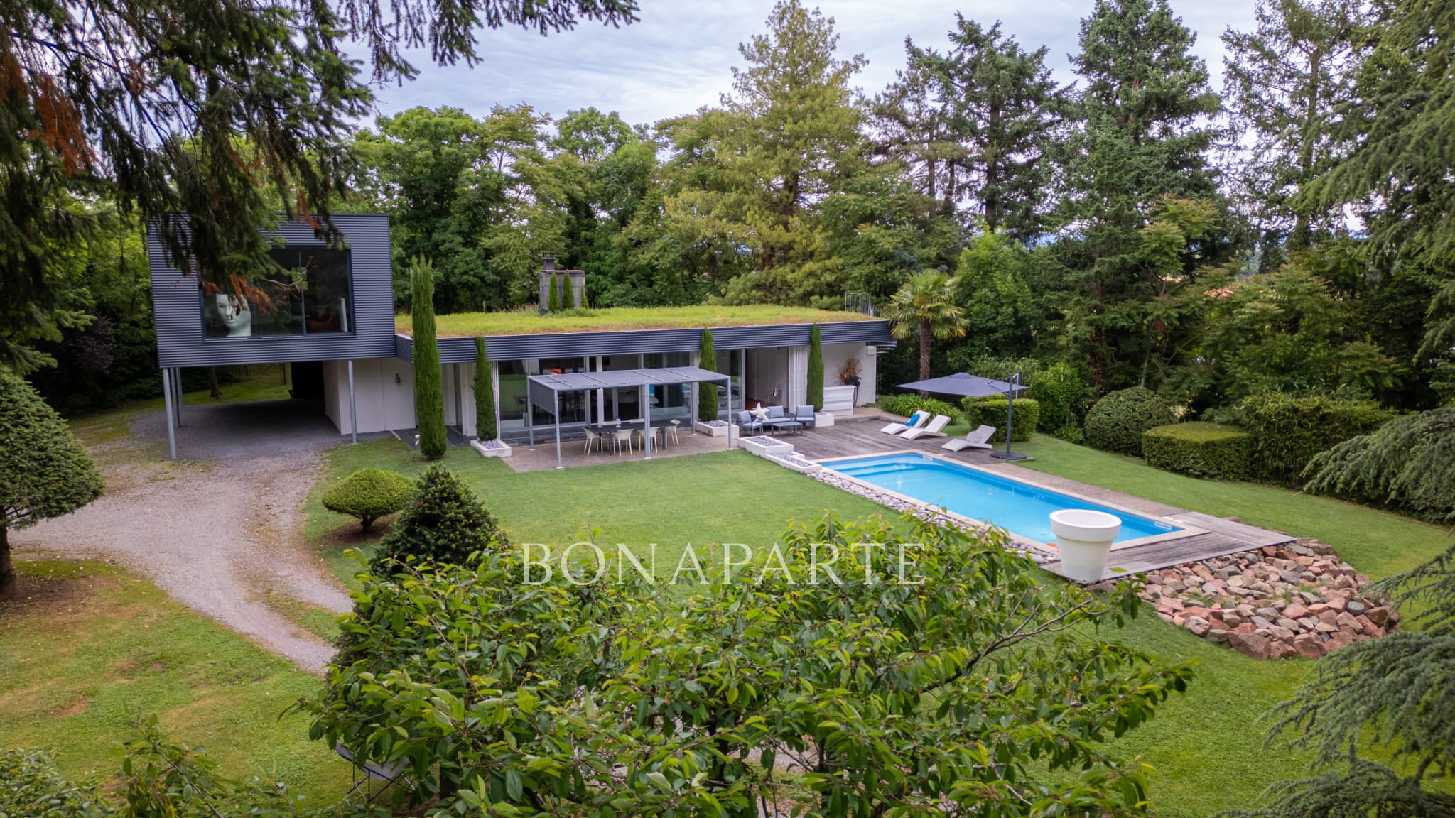 Exceptional architect's house