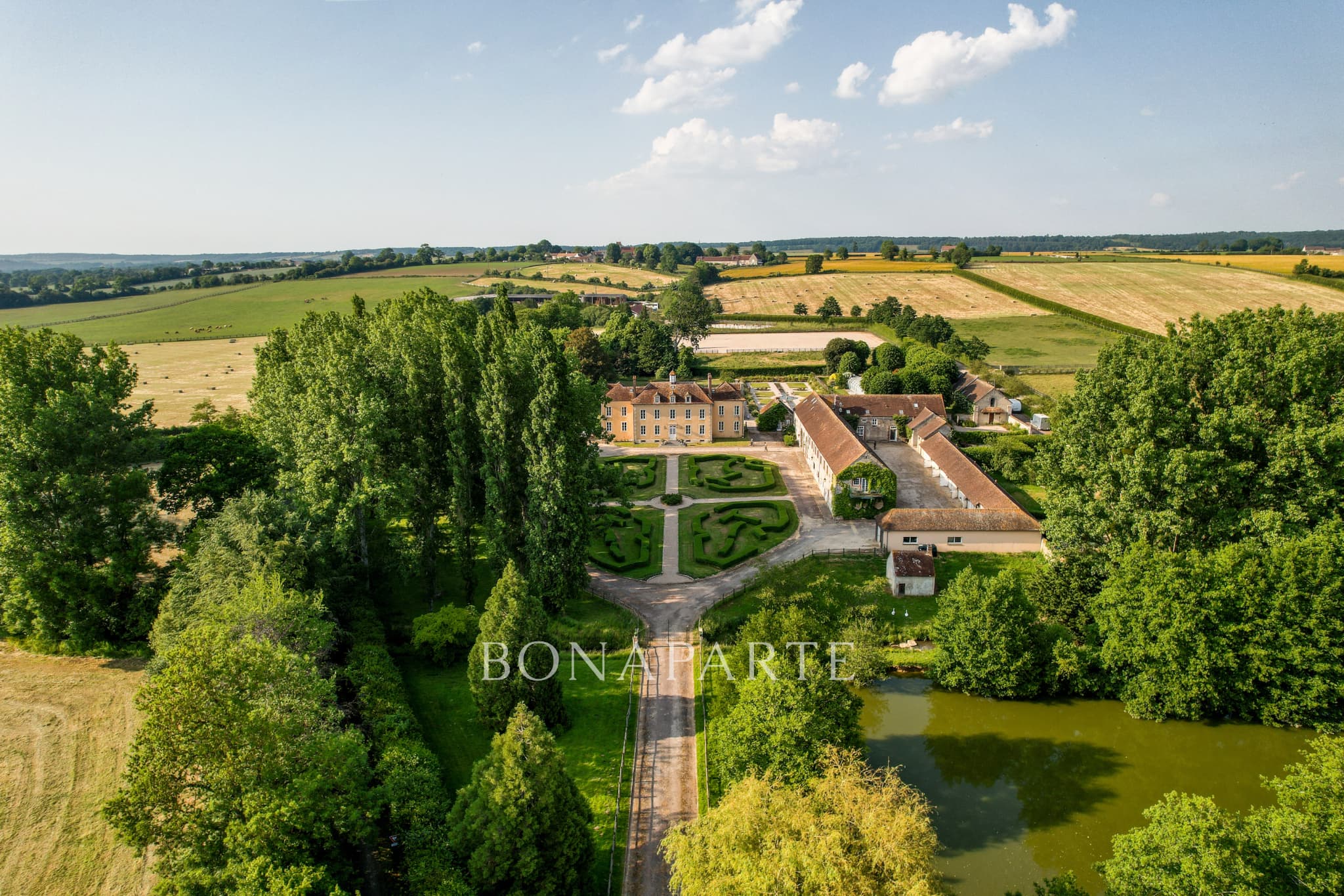 Equestrian elegance in the heart of Normandy