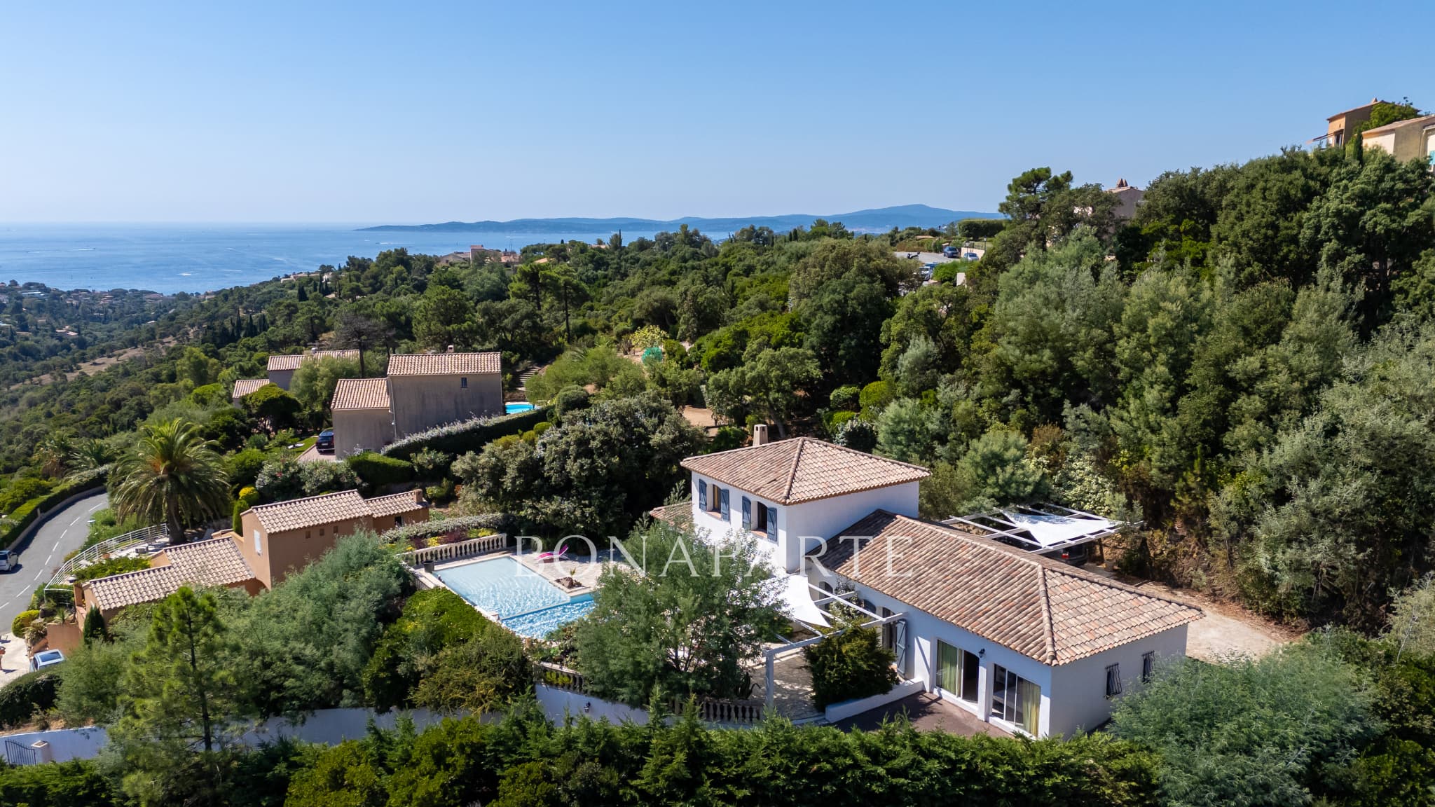 Maison familiale au calme avec piscine Les Issambres