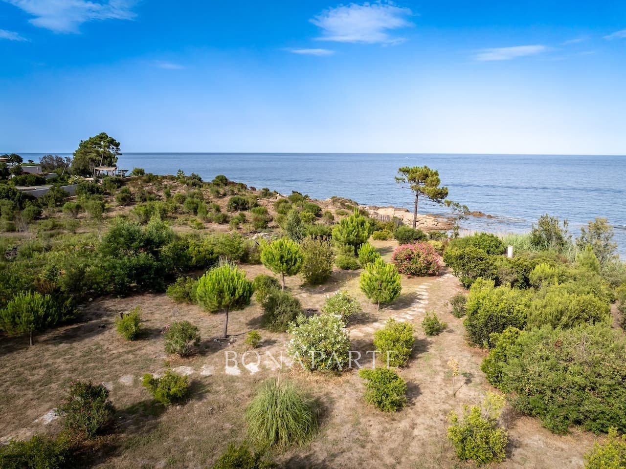 Waterfront property in Solenzara