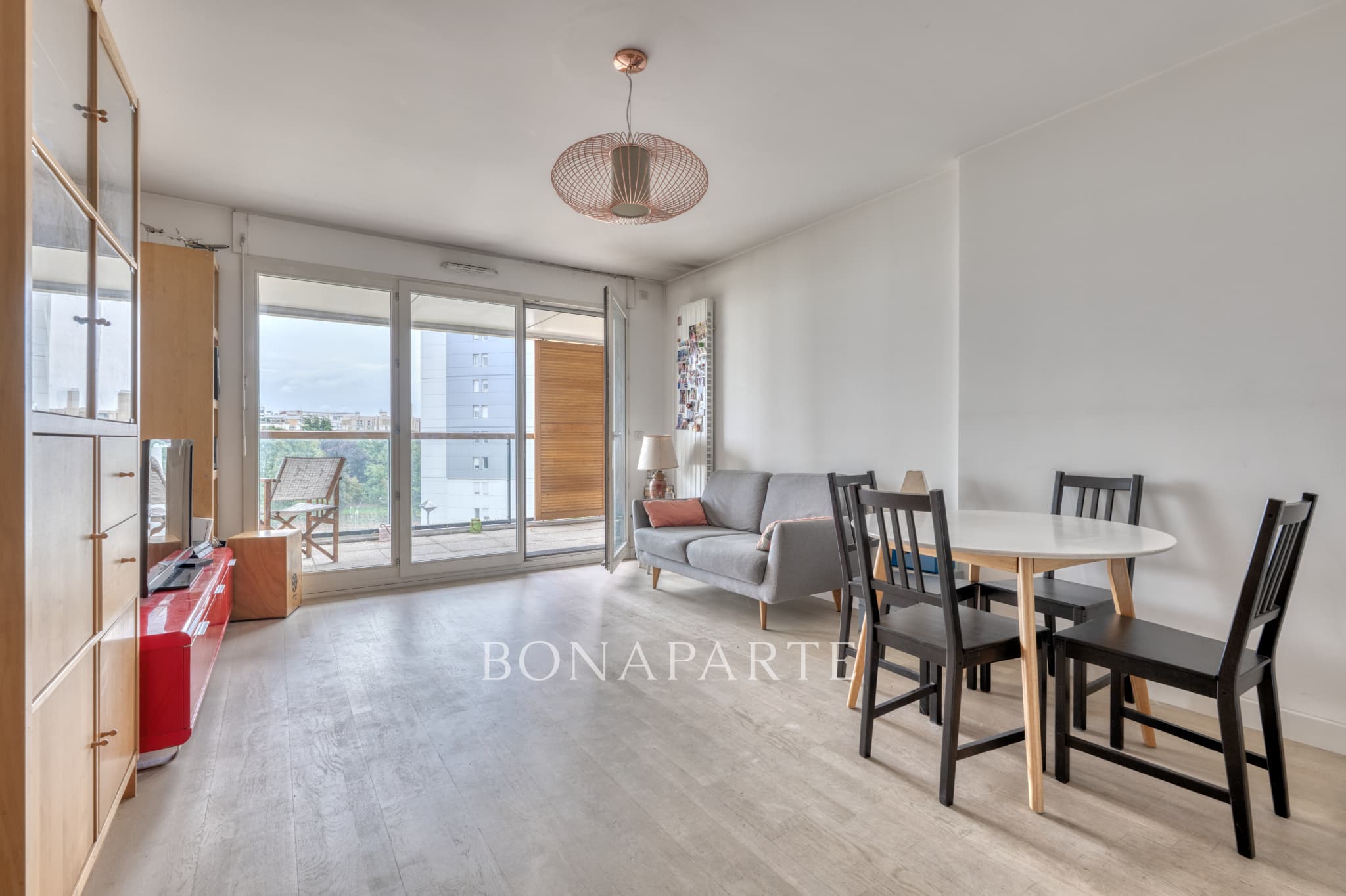Appartement 4 pièces avec terrasse et vue dégagée
