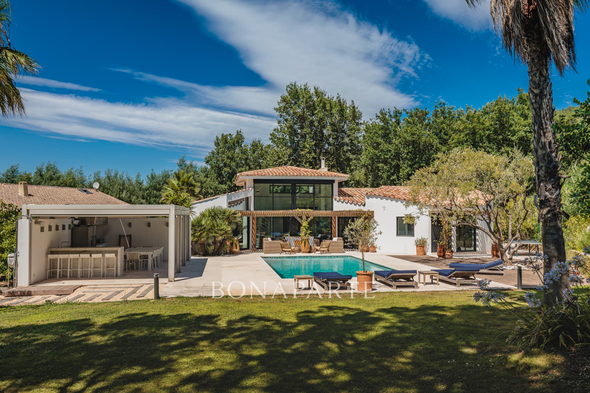 Charming property near Saint-Tropez