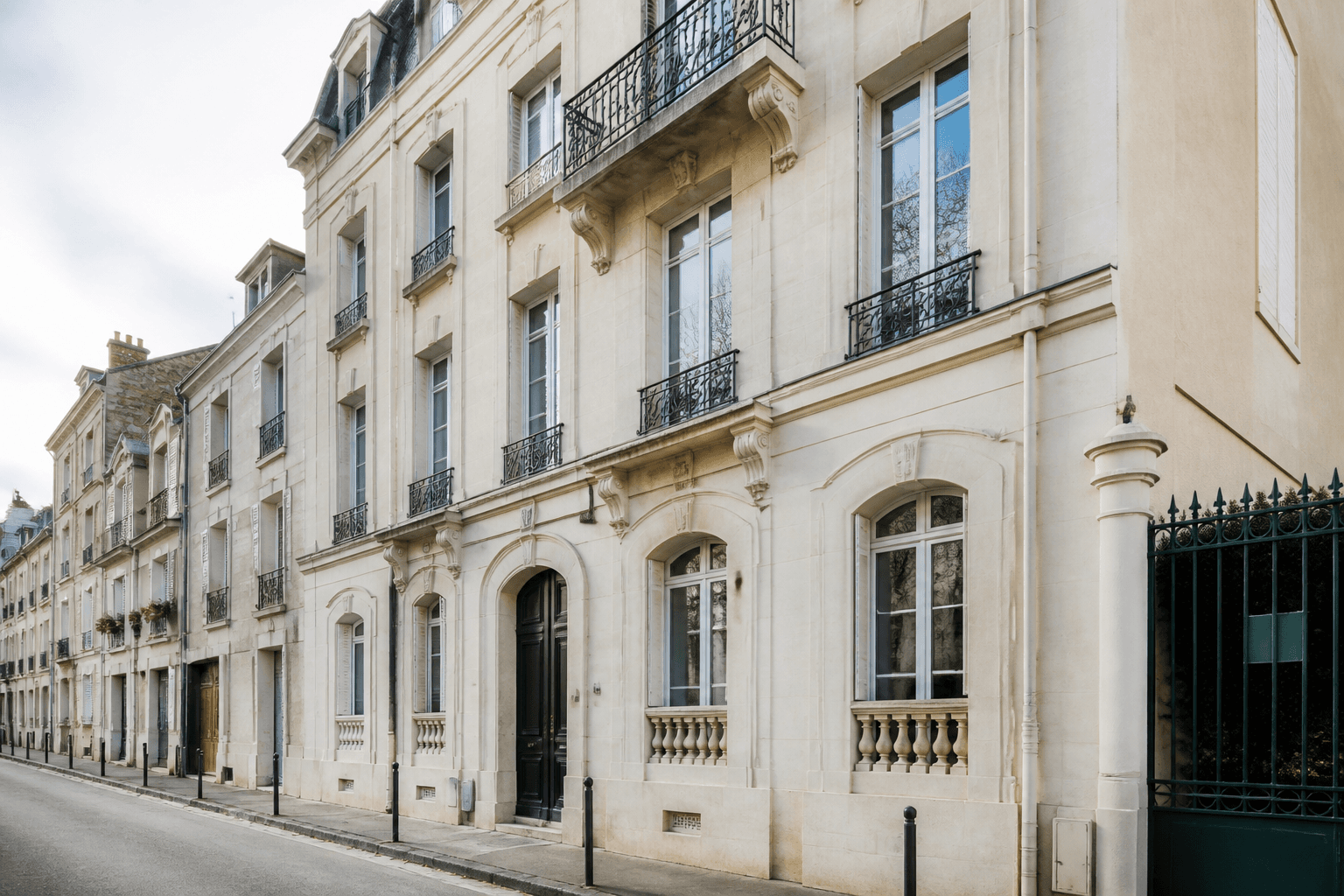 Façade de prestige à Vincennes