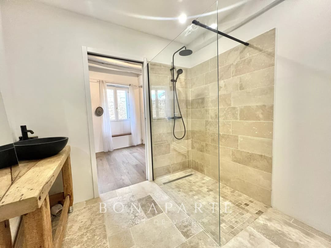 DISTRÉ - MAISON FAMILIALE DE 209 M² / 6 CHAMBRES POSSIBLES - RENOVATION RECENTE - Photo 8