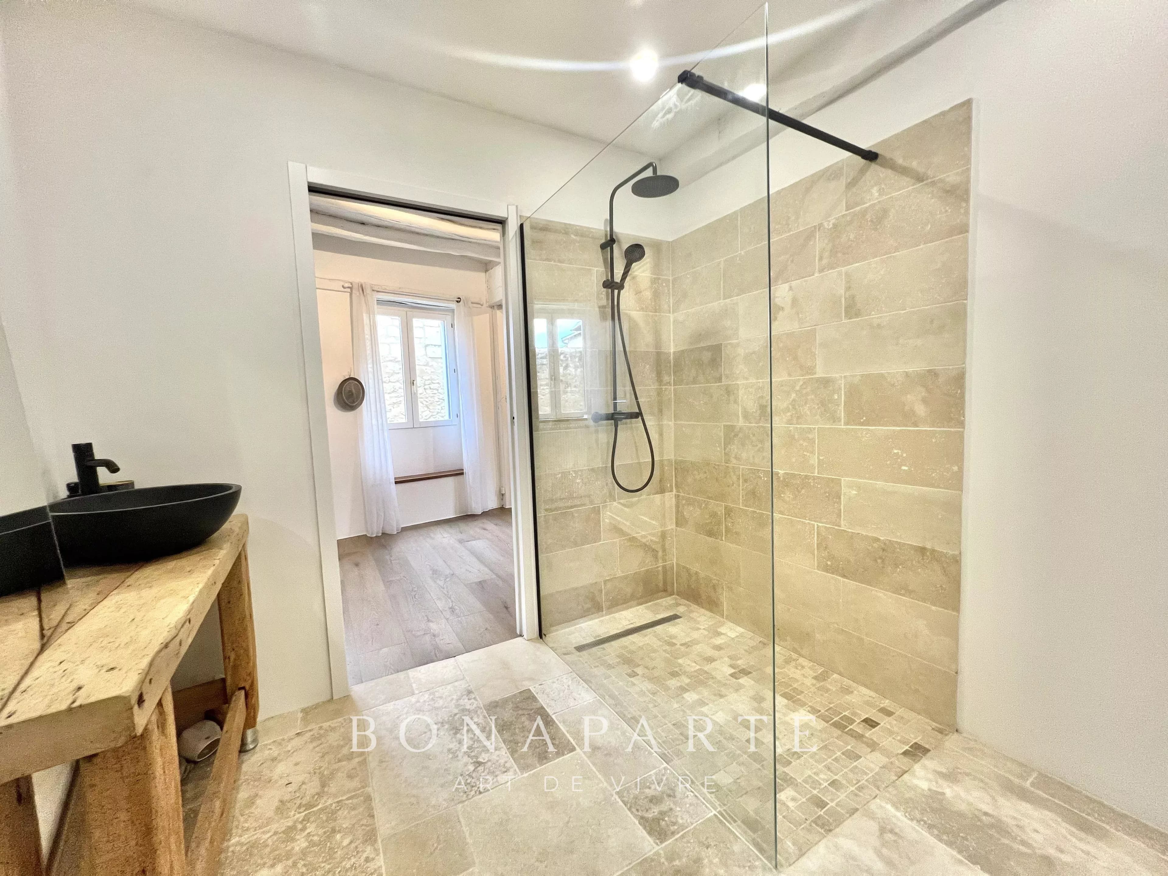 DISTRÉ - MAISON FAMILIALE DE 209 M² / 6 CHAMBRES POSSIBLES - RENOVATION RECENTE - Photo 8