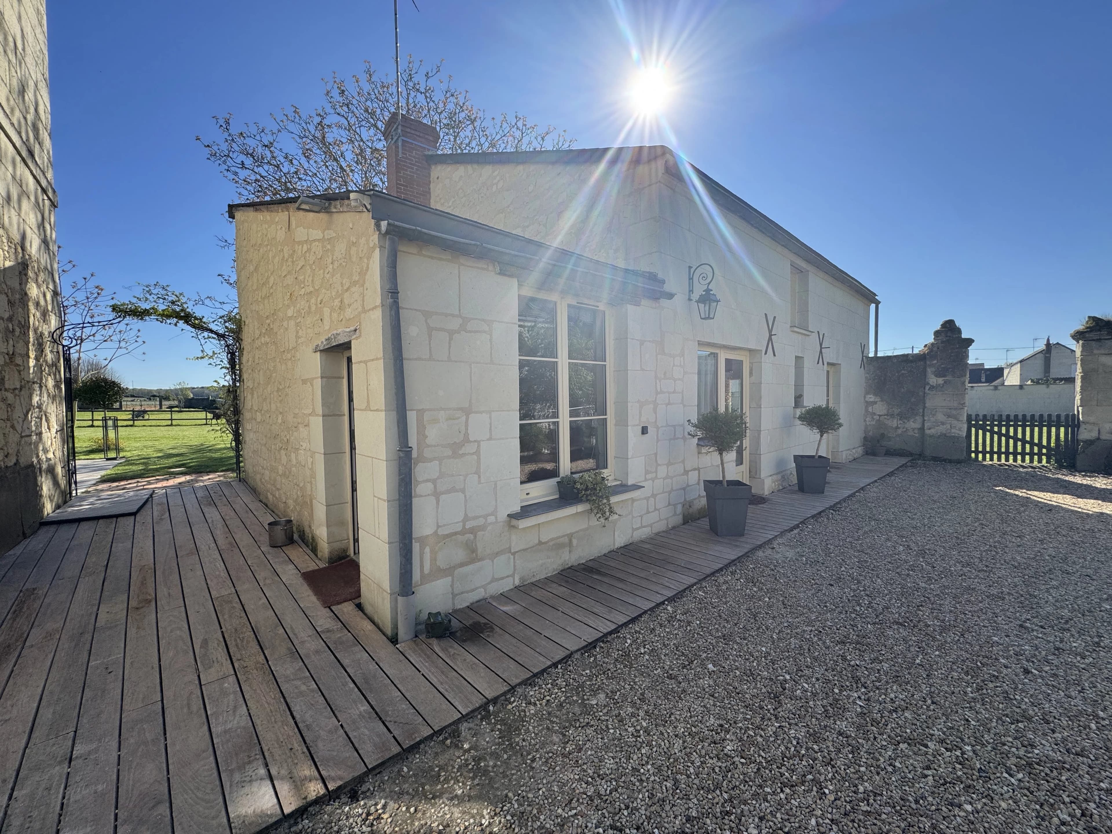 VARRAINS - PROPRIÉTÉ DE CHARME AVEC GÎTE - Photo 7