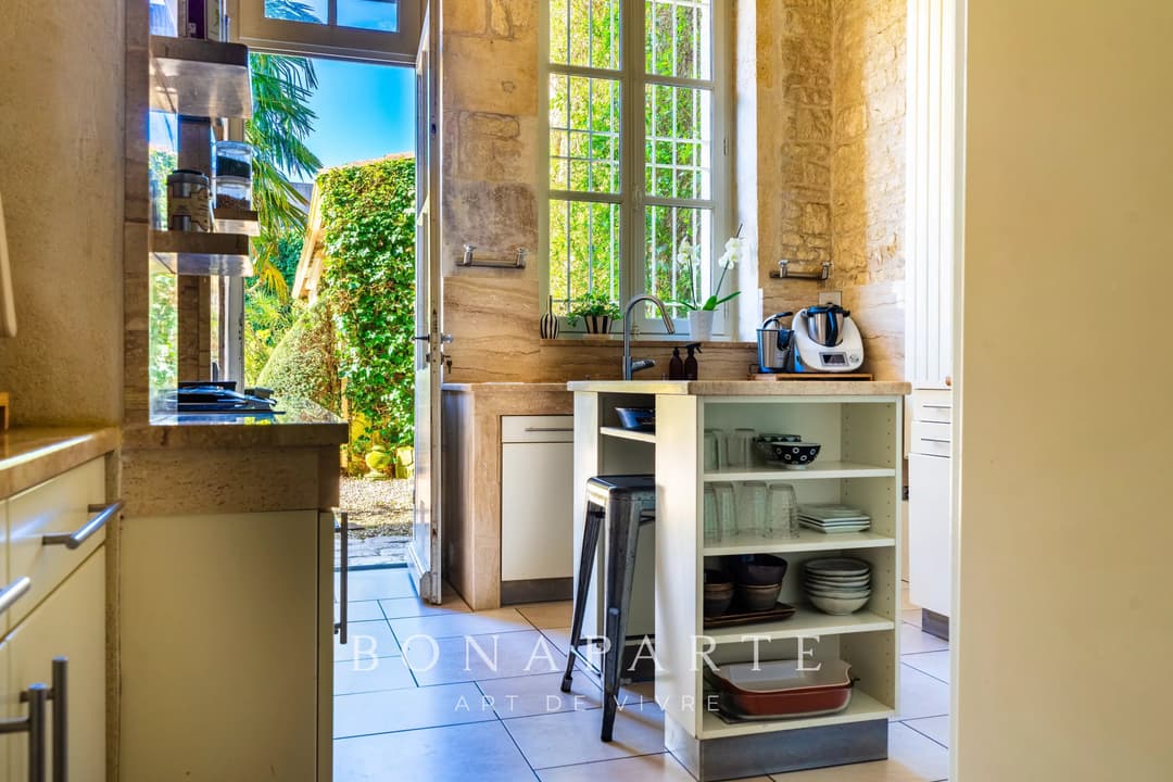 NIORT - MAISON DE CARACTÈRE ET SON JARDIN AVEC PISCINE EN CENTRE-VILLE - Photo 8