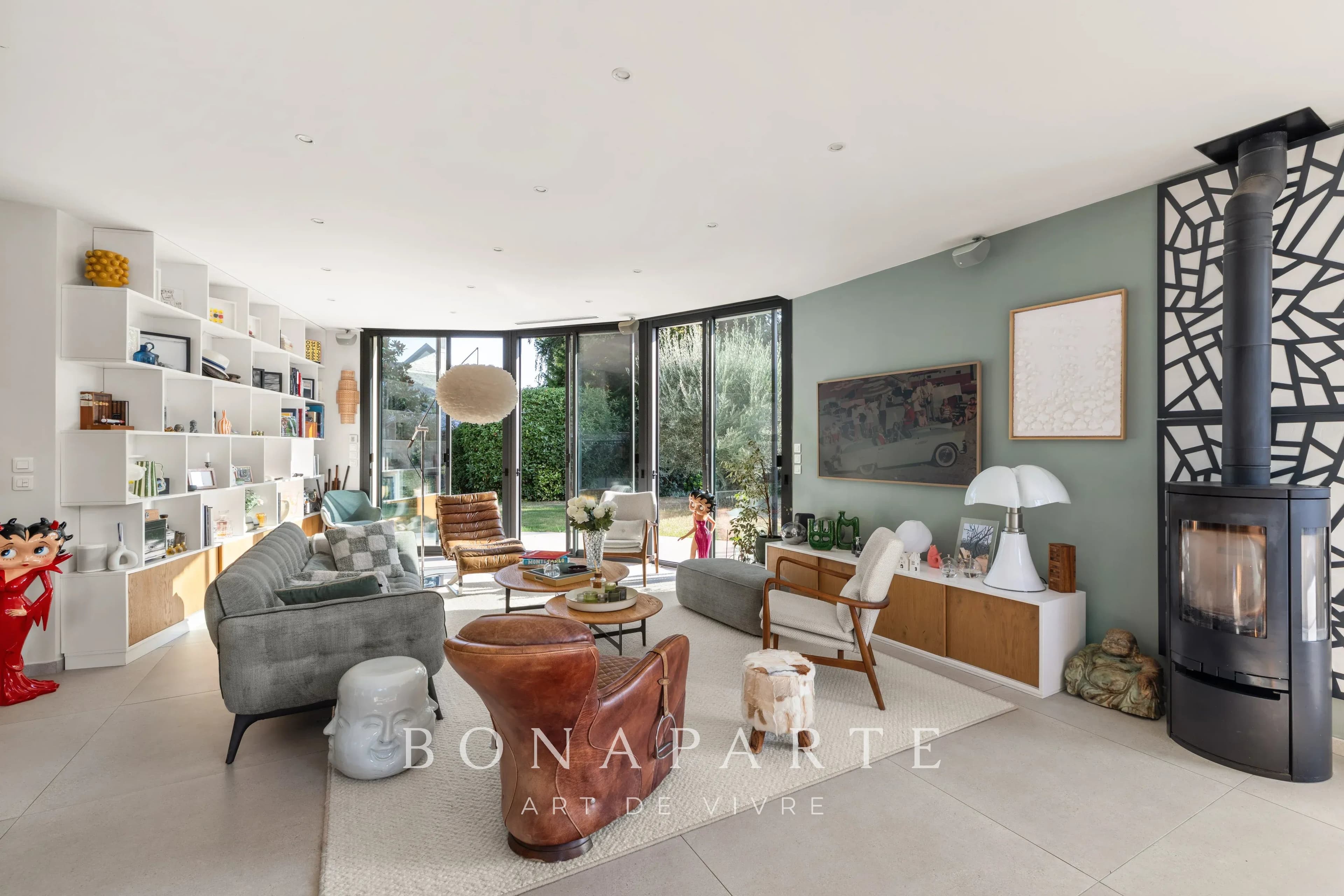 RUEIL-MALMAISON – MAISON CONTEMPORAINE 235 M² – 5 CHAMBRES – PISCINE – SAINT-CUCUFA - Photo 5