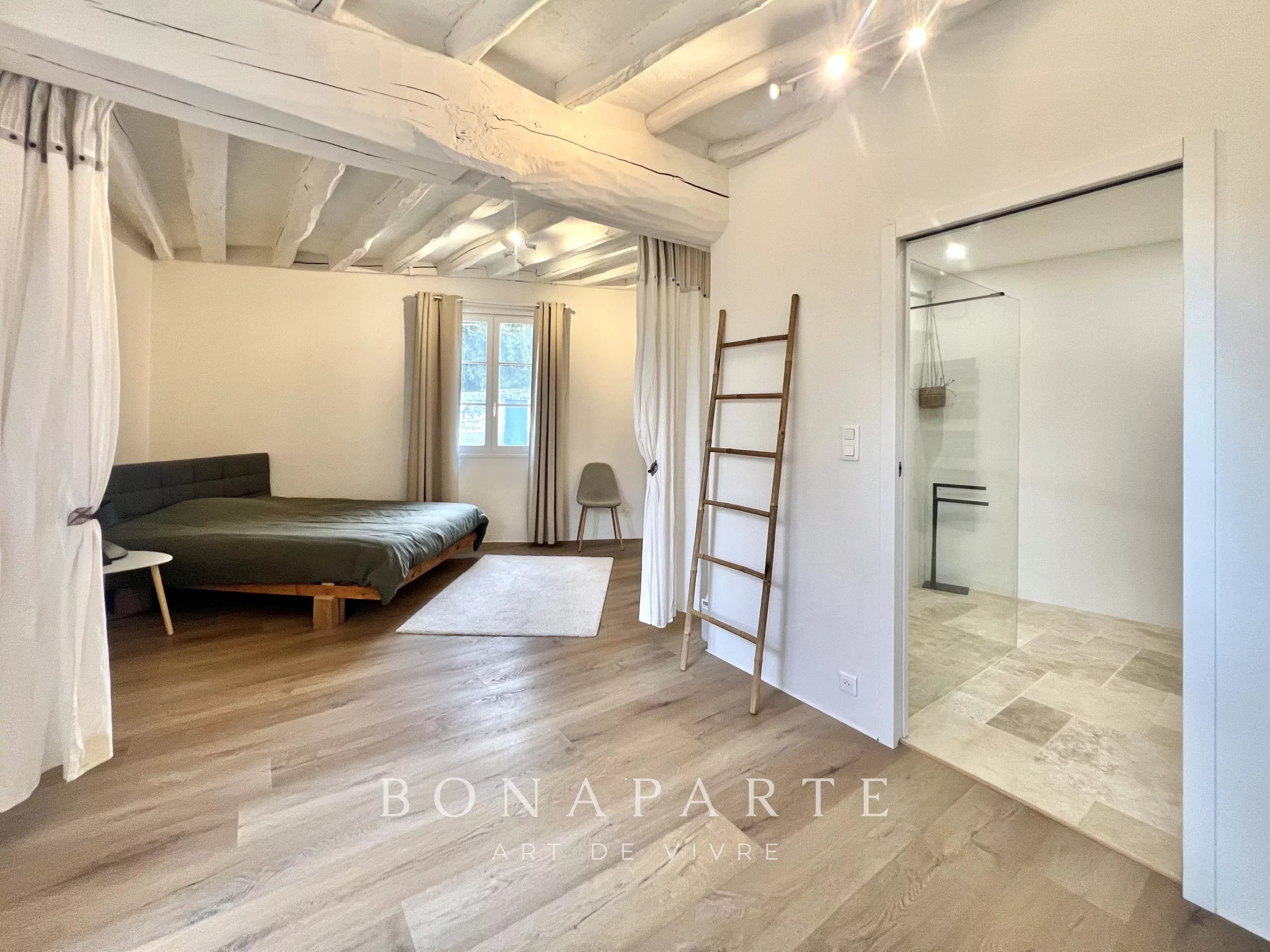 DISTRÉ - MAISON FAMILIALE DE 209 M² / 6 CHAMBRES POSSIBLES - RENOVATION RECENTE - Photo 7